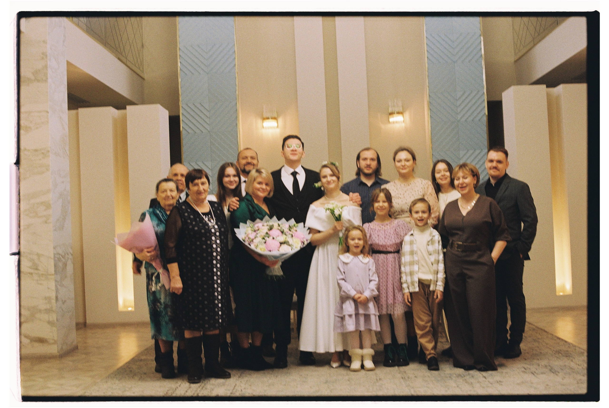 Роспись. Кизя Мисриева — фотограф: плёнка, цифра. Москва и не только