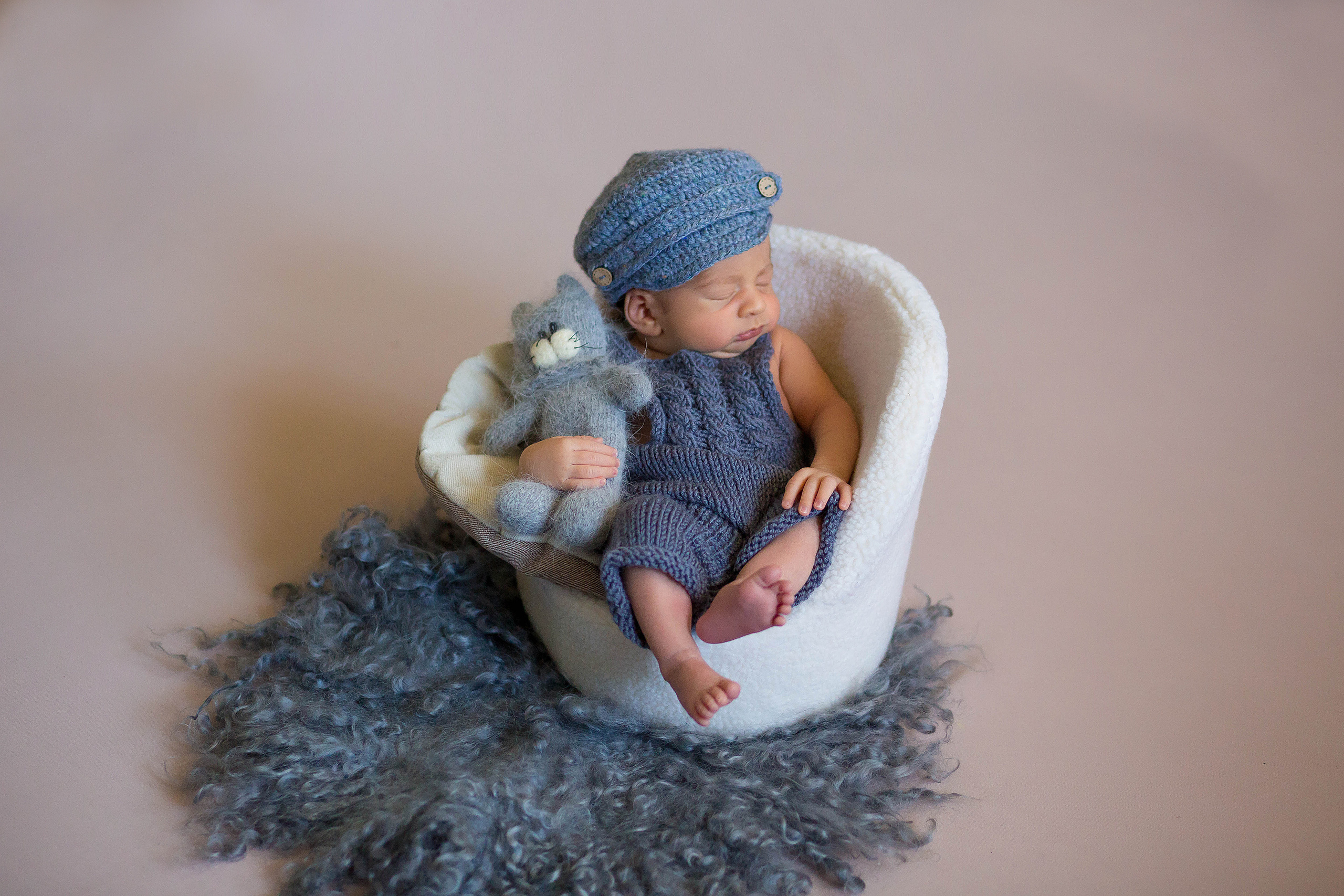 Новорожденные. Фотограф новорожденных в Симферополе Эльмира тизе