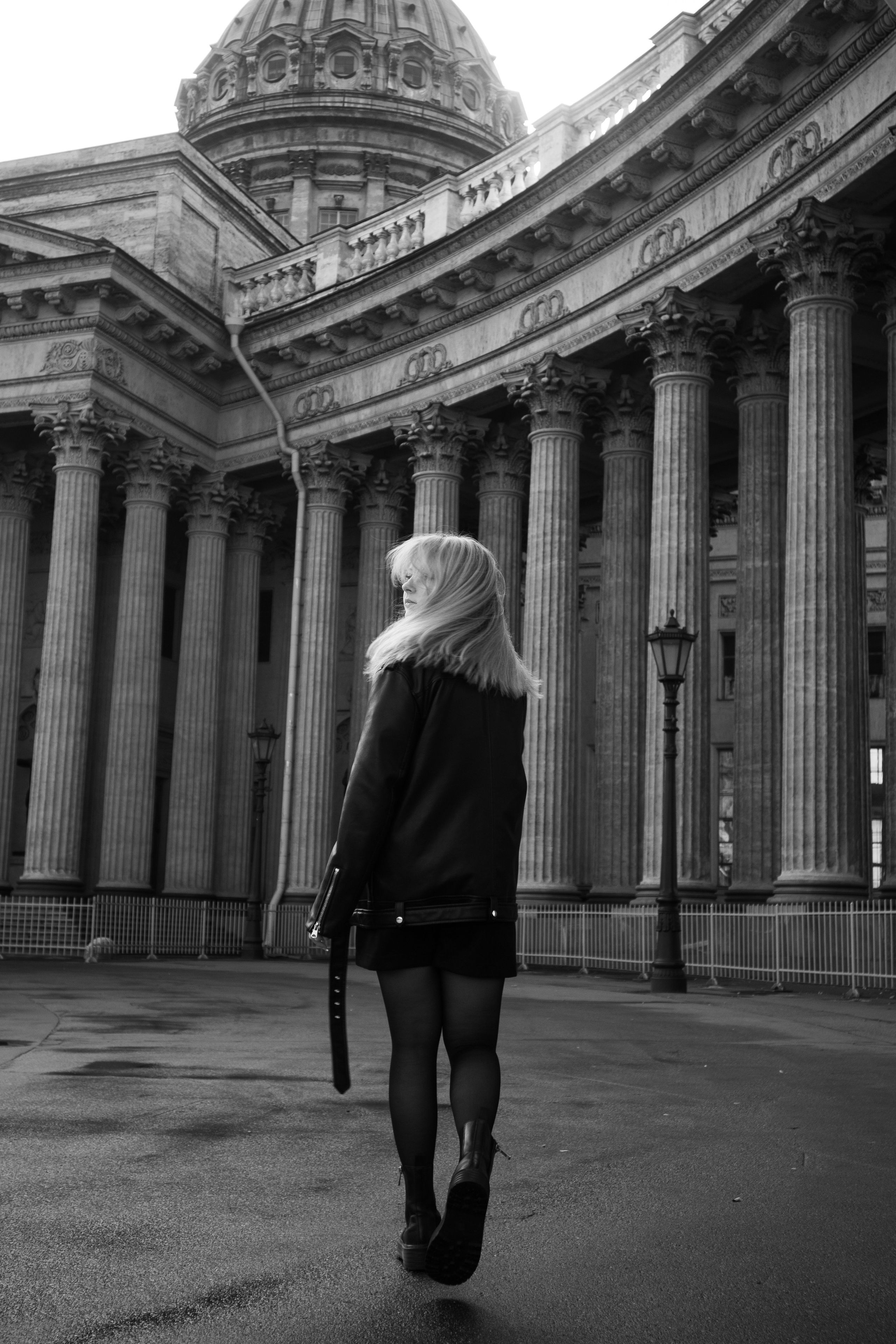 Фотопрогулка. Привет, меня зовут Юлия Великая!