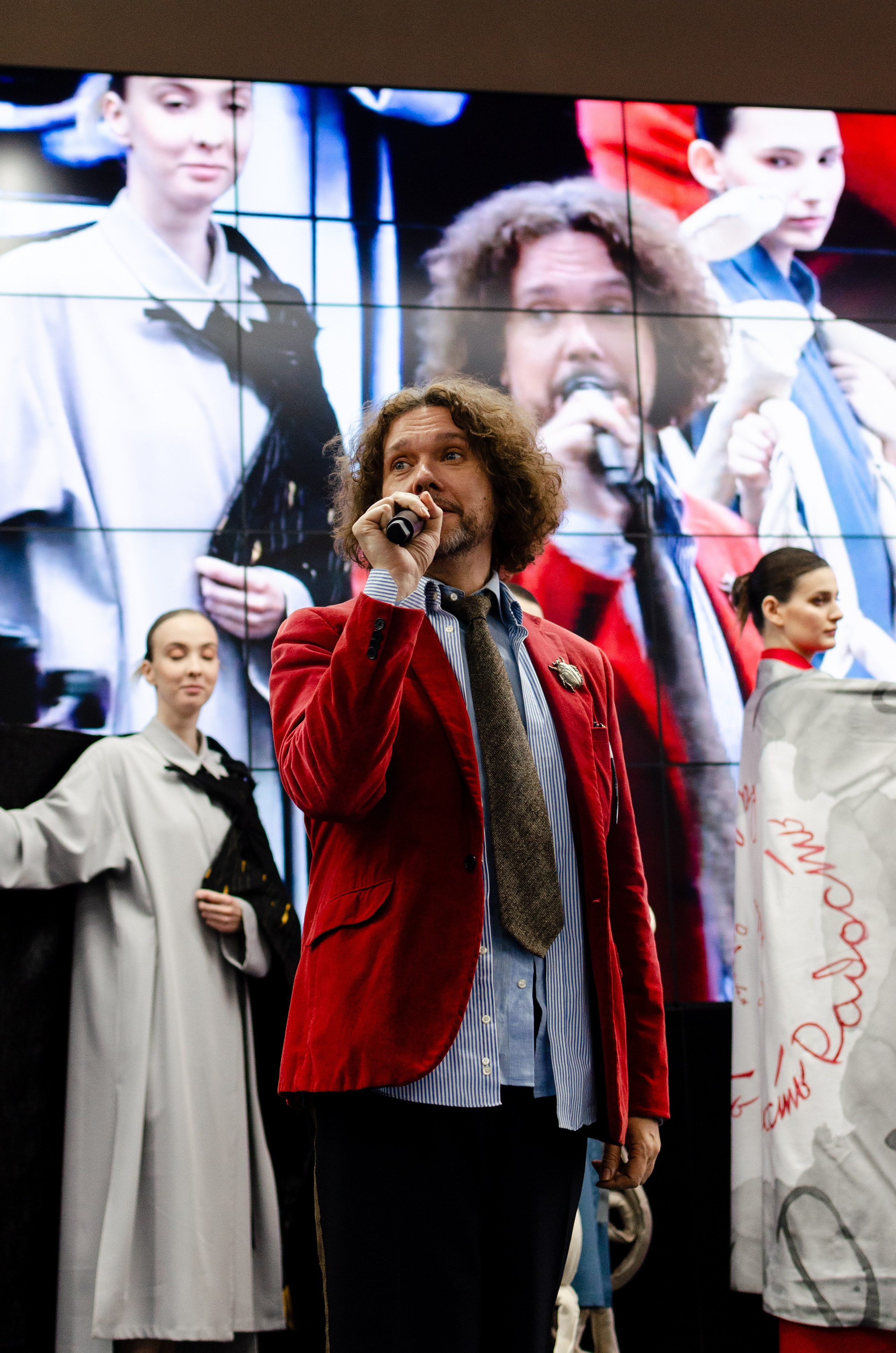 Арт-проект «Первые» | 29.11.2024. Фотограф в Омске Елизавета Кириллова