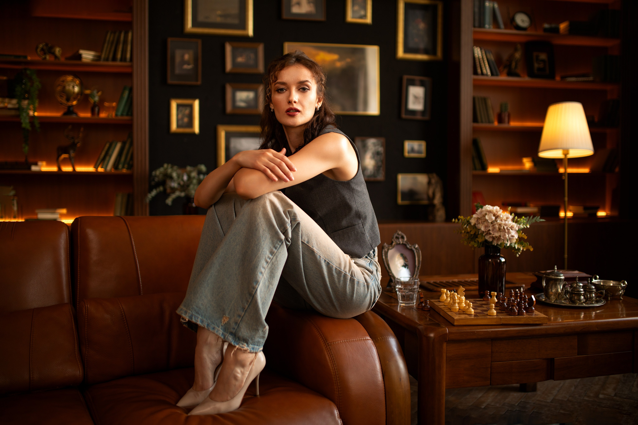 Фотосет с Анастасией в интерьере в формате «Я красивая». Дмитрий Шульгин, портретный фотограф в Воронеже