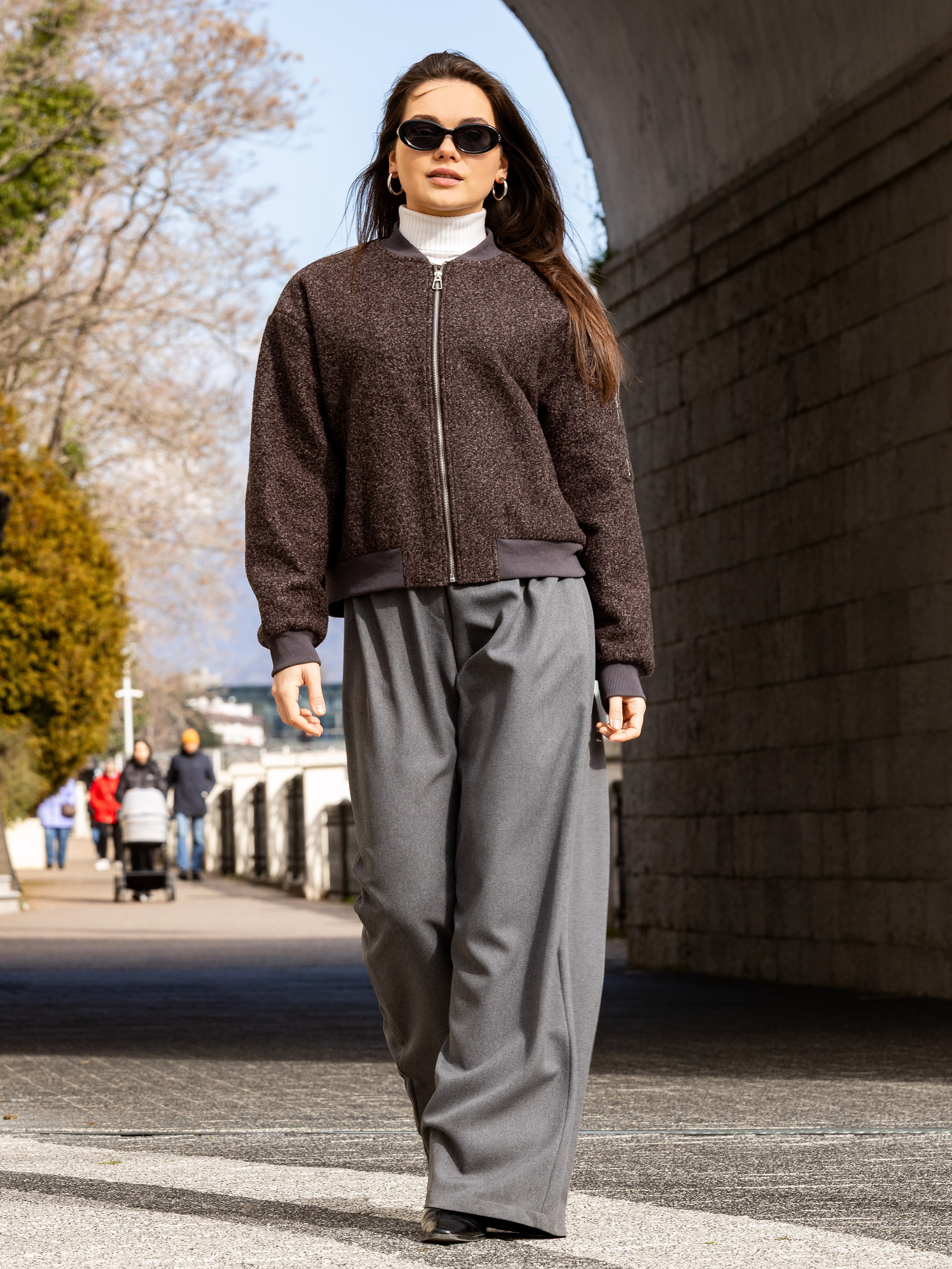 Юля. Фото для маркетплейсов в самых сочных локациях города Сочи