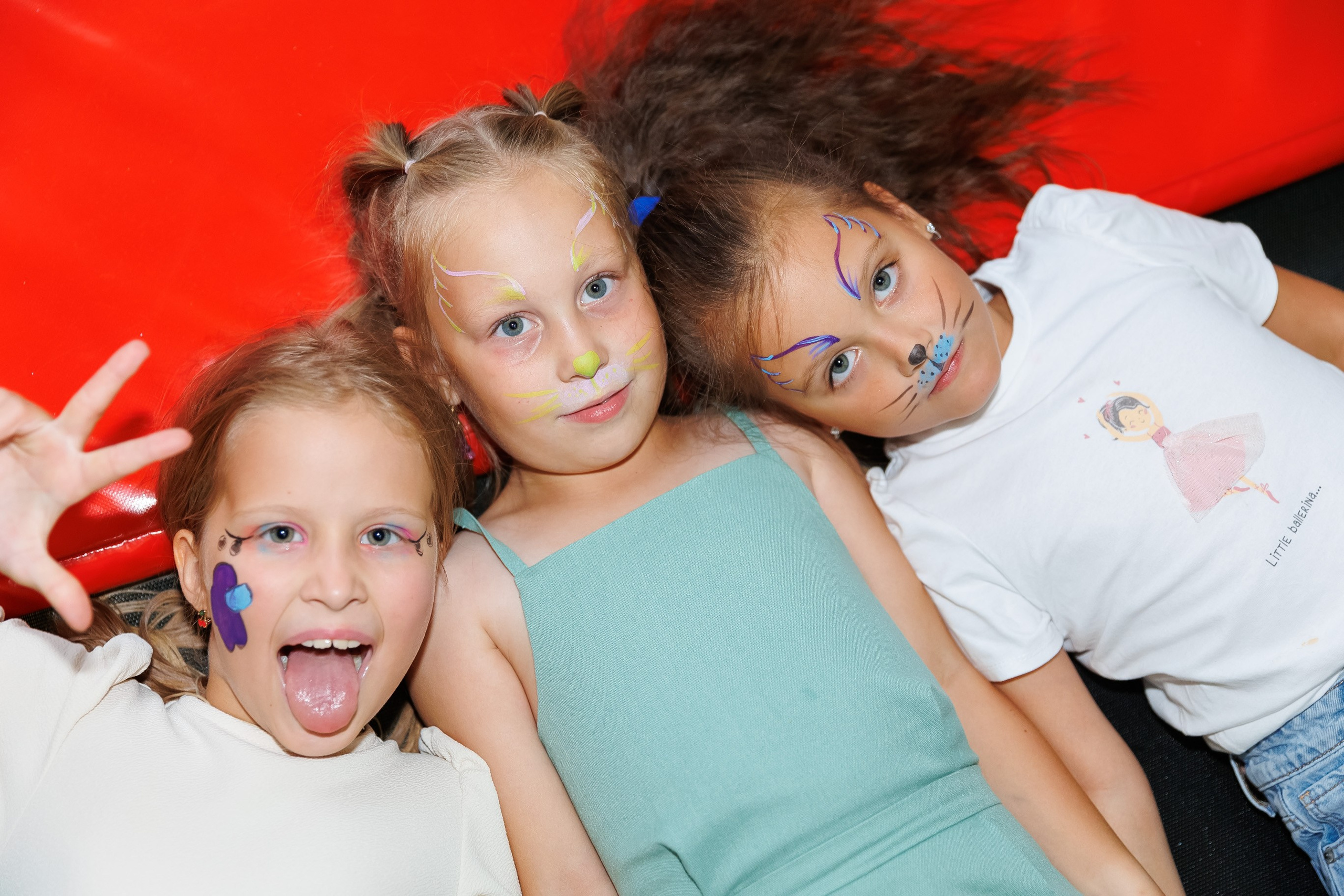 Детский лофт Алиса в стране чудес. Женский фотограф в Новосибирске Наталья Гресь