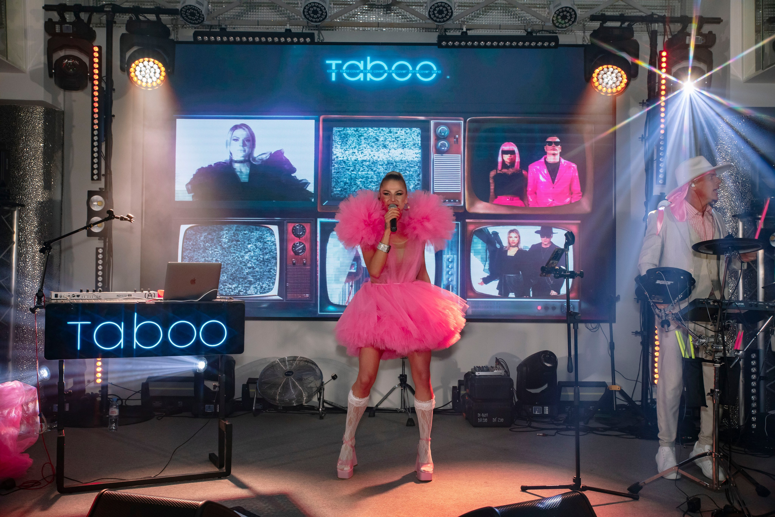 Свидание с La Riva Hall event space. Фотограф в Москве Яна Полосина