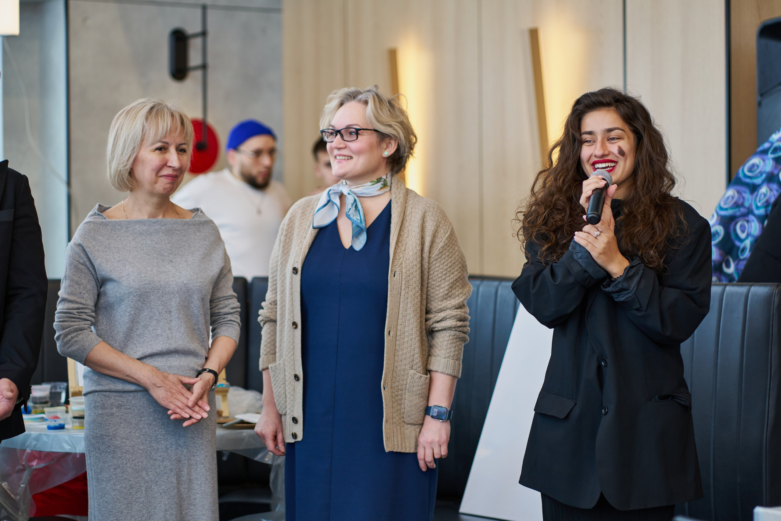 АРТ встреча Семья вместе. Свадебный и индивидуальный фотограф Аля Мамакова