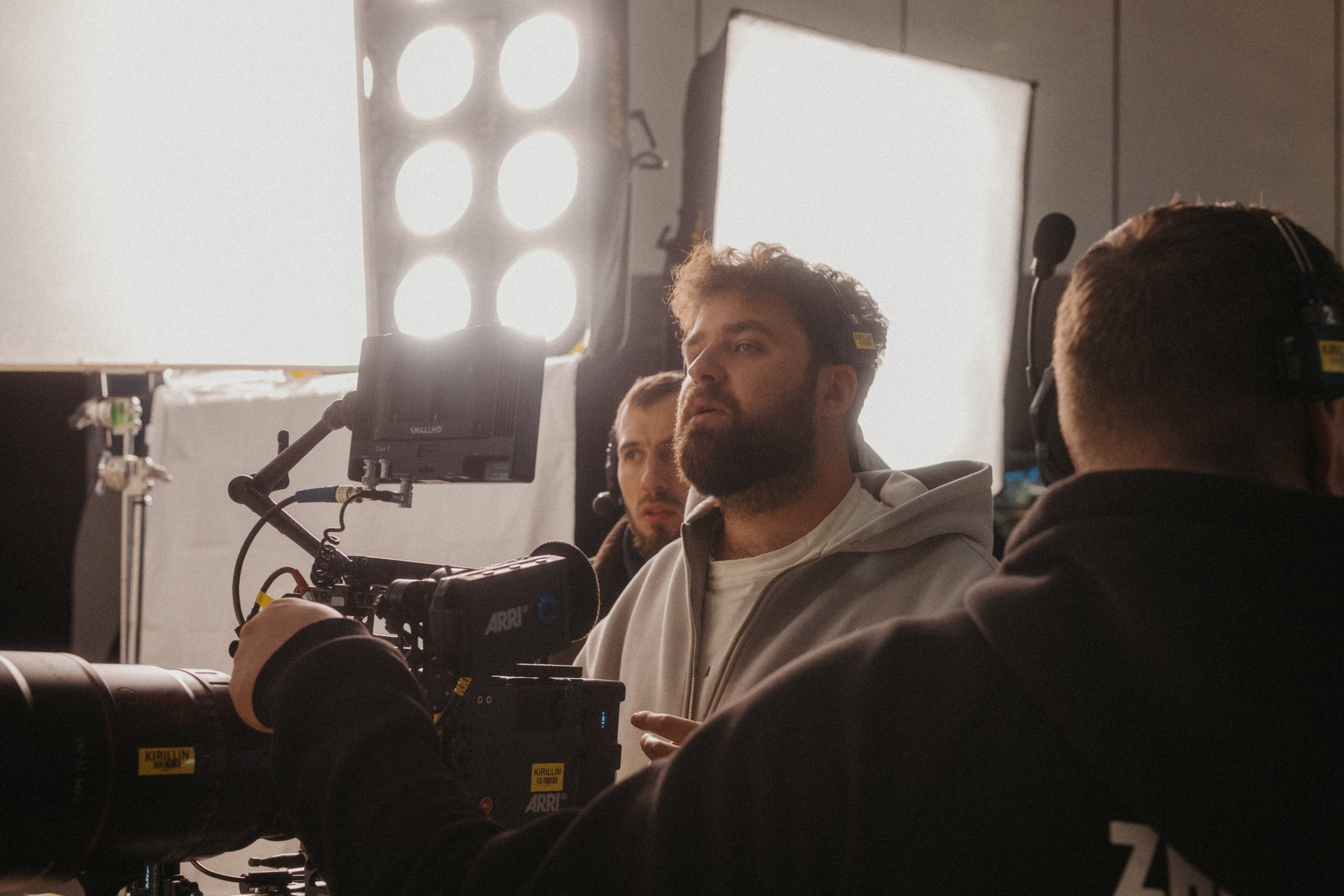 BACKSTAGE МегаФон «На связи с близкими». Бэкстейдж и репортажный фотограф в Москве Артем Онацко