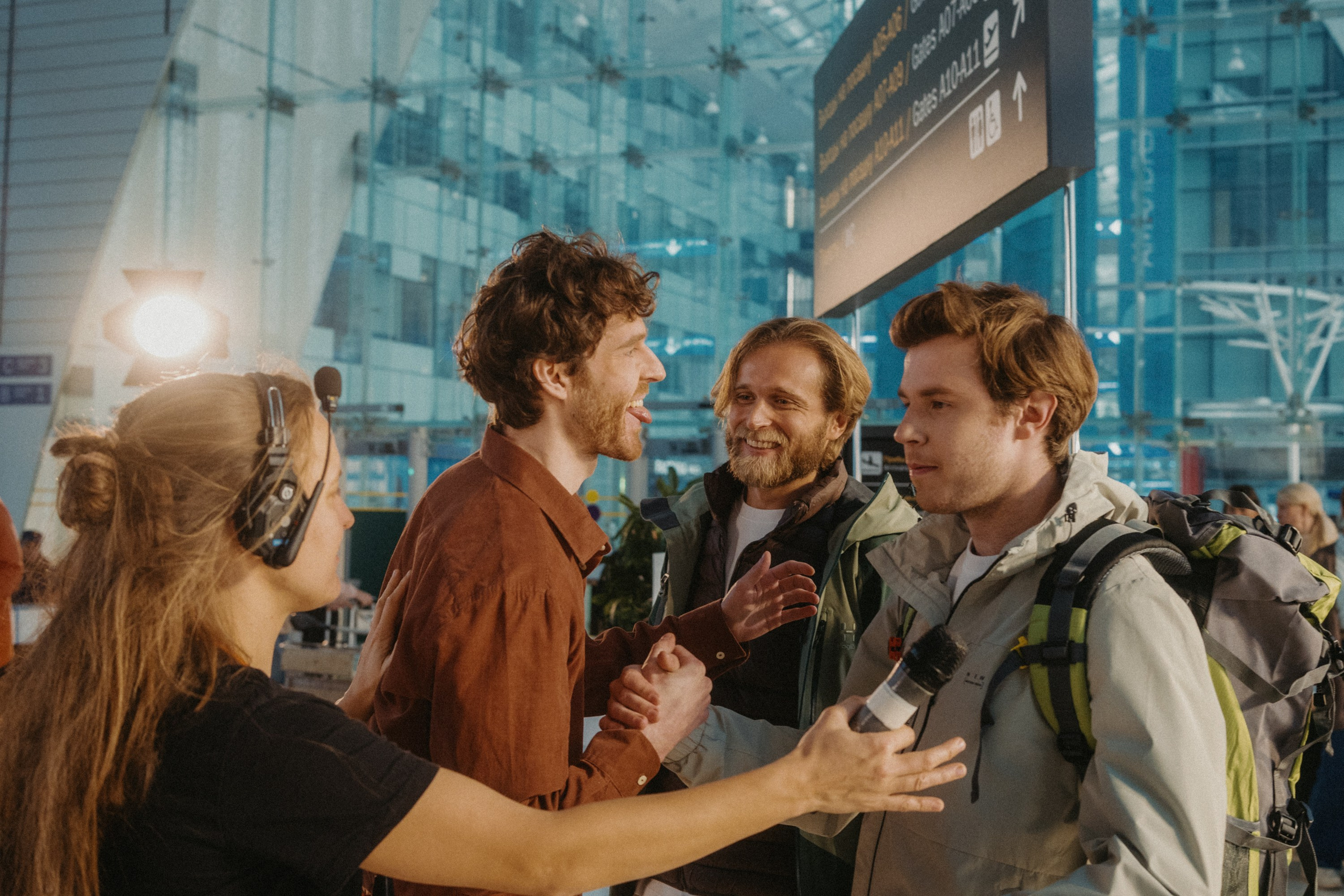 BACKSTAGE МегаФон «На связи с близкими». Бэкстейдж и репортажный фотограф в Москве Артем Онацко