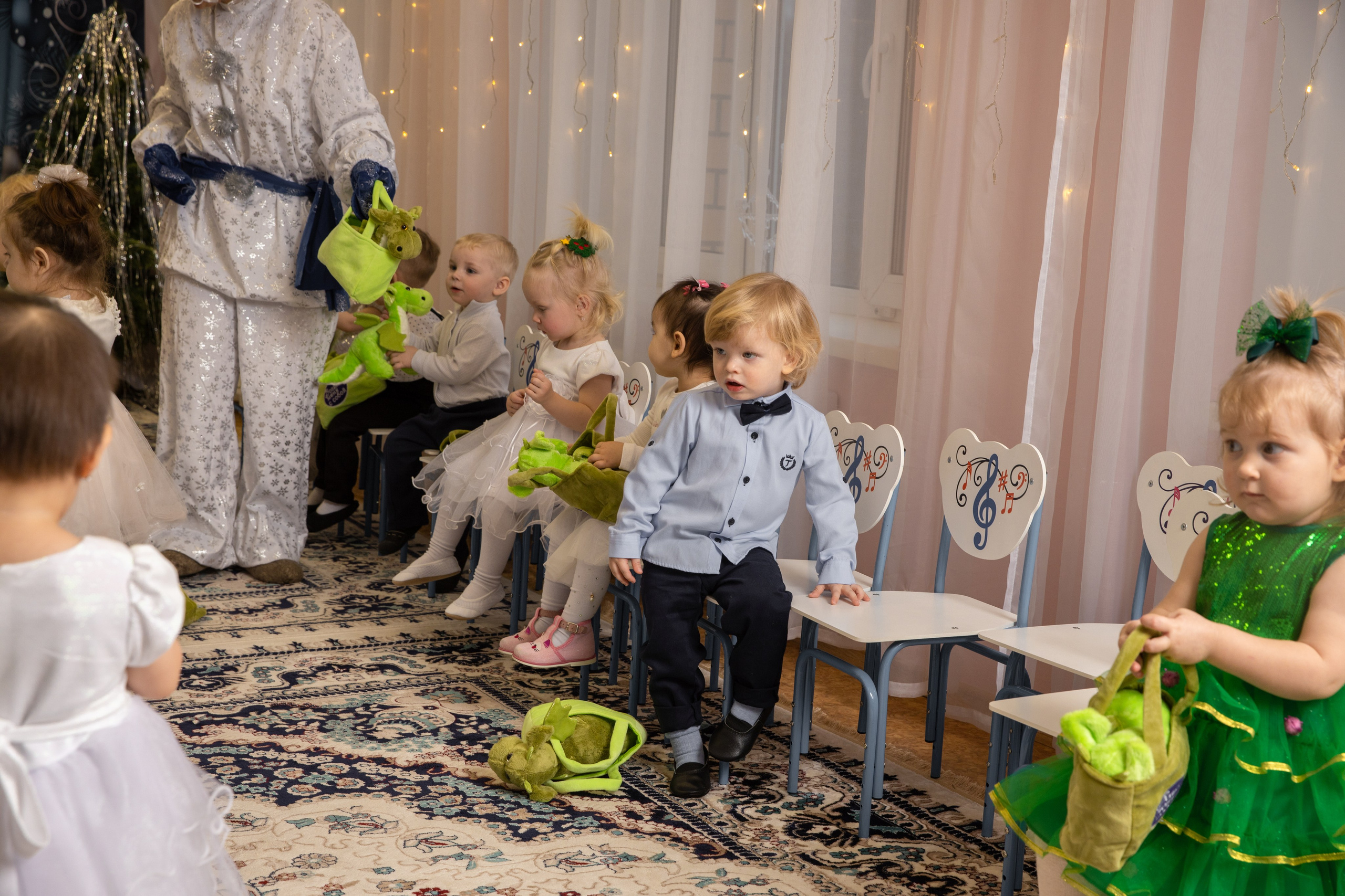 Новогодний утренник Успех. Фотограф в Железнодорожном и Балашихе