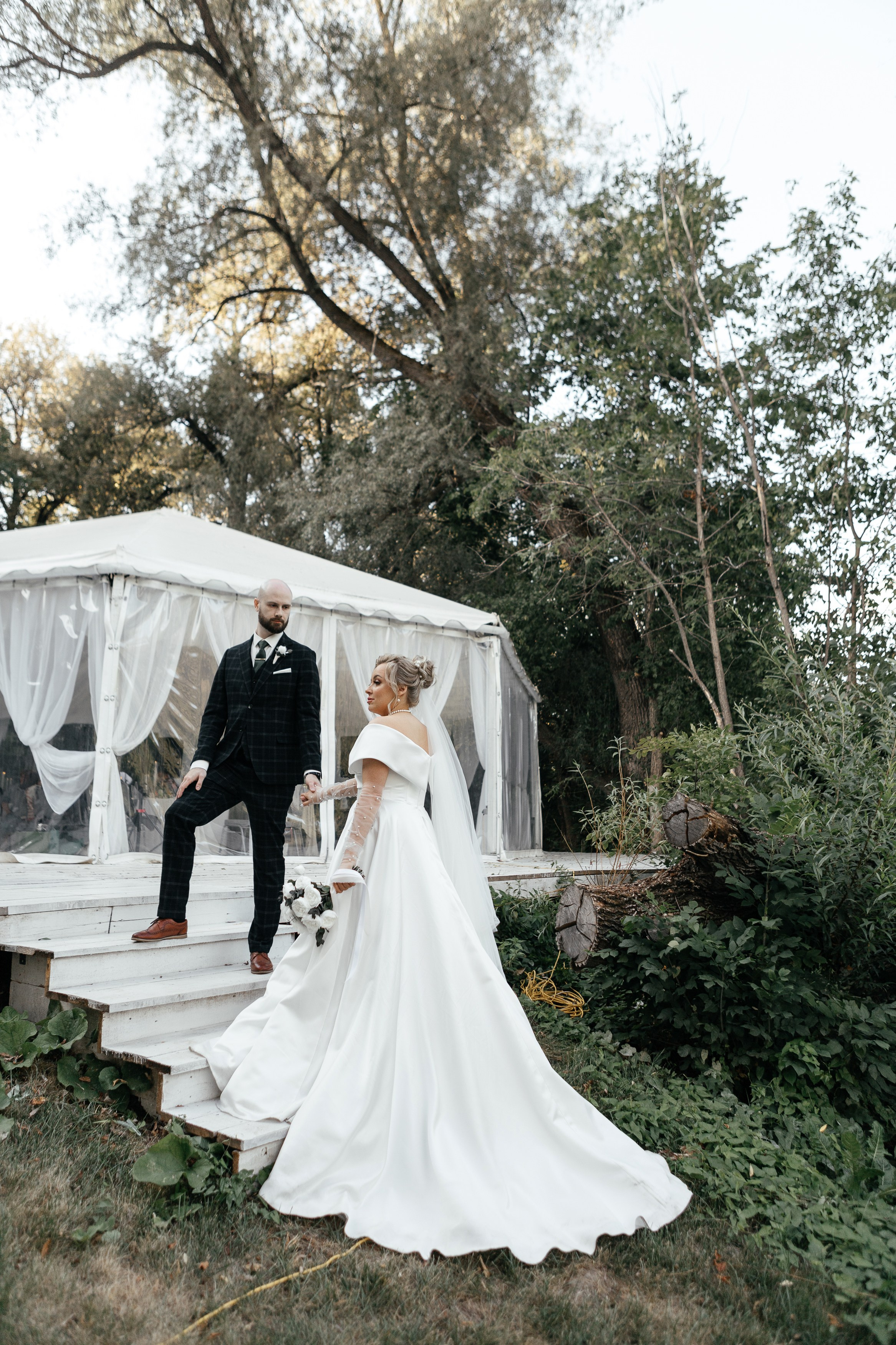 Свадебный фотограф Уфа — Руслан ГабдлисламовЖивые эмоции, красивые кадры, воспоминания на всю жизнь.Работаю по всей Республике Башкортоста. Свадебный фотограф Уфа Руслан Габдлисламов