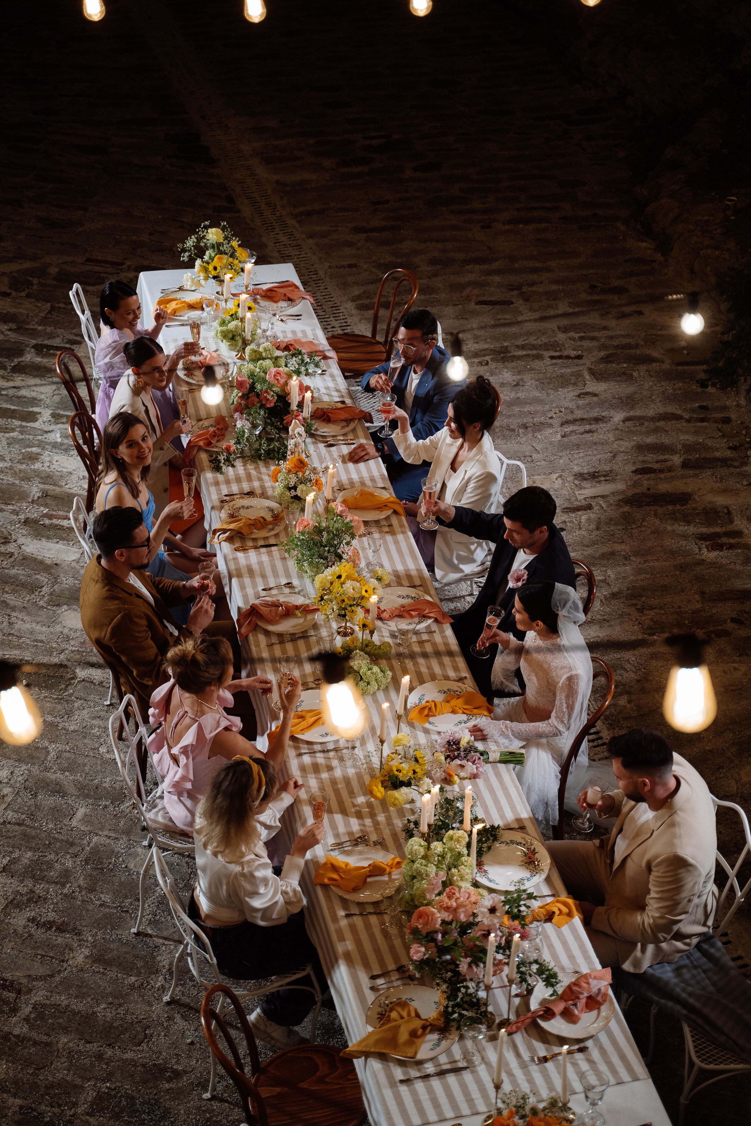 Свадьба в шато. Свадебный фотограф организатор в Санкт-Петербурге Ассоль Опарина