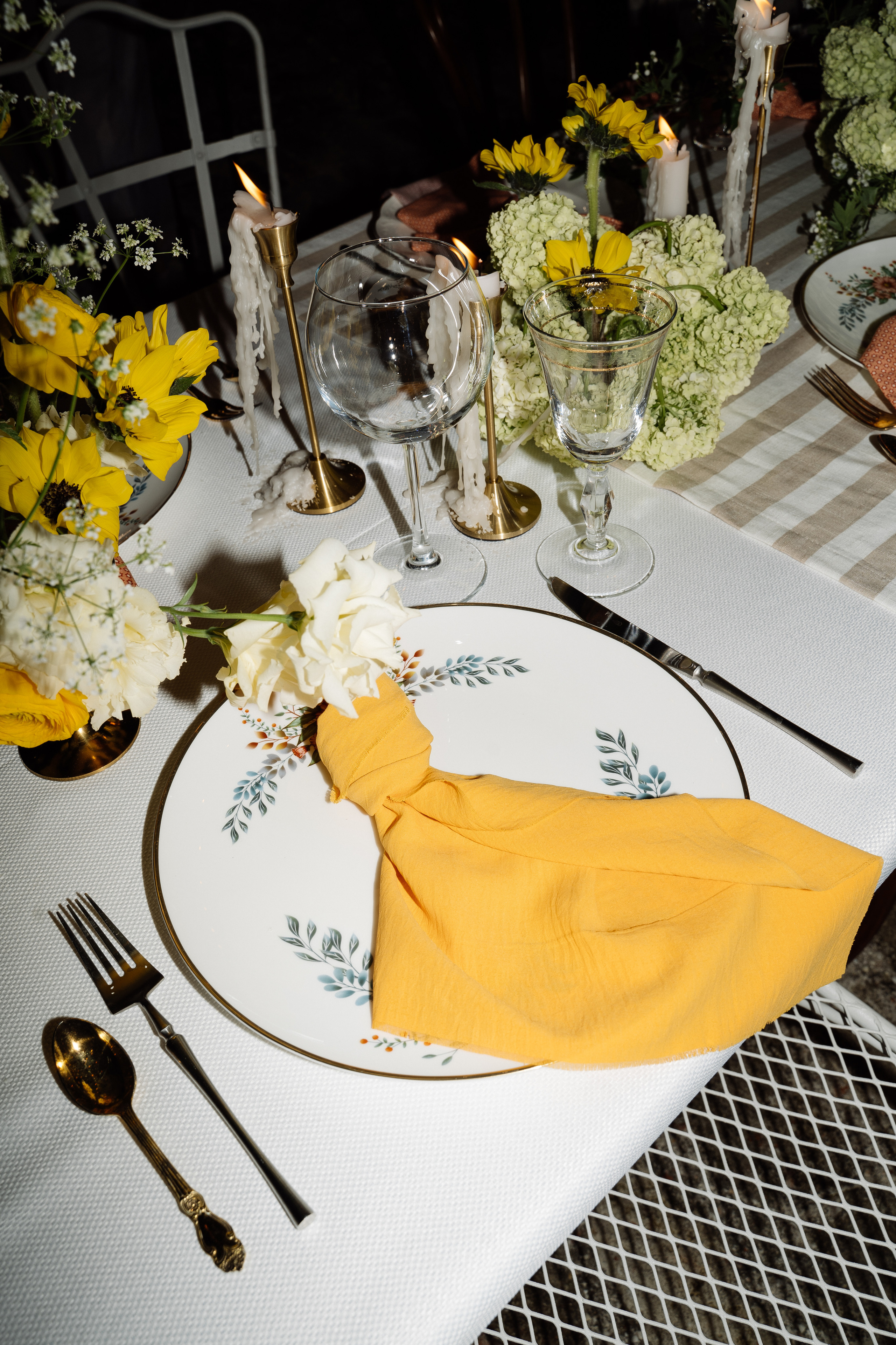 Свадьба в шато. Свадебный фотограф организатор в Санкт-Петербурге Ассоль Опарина