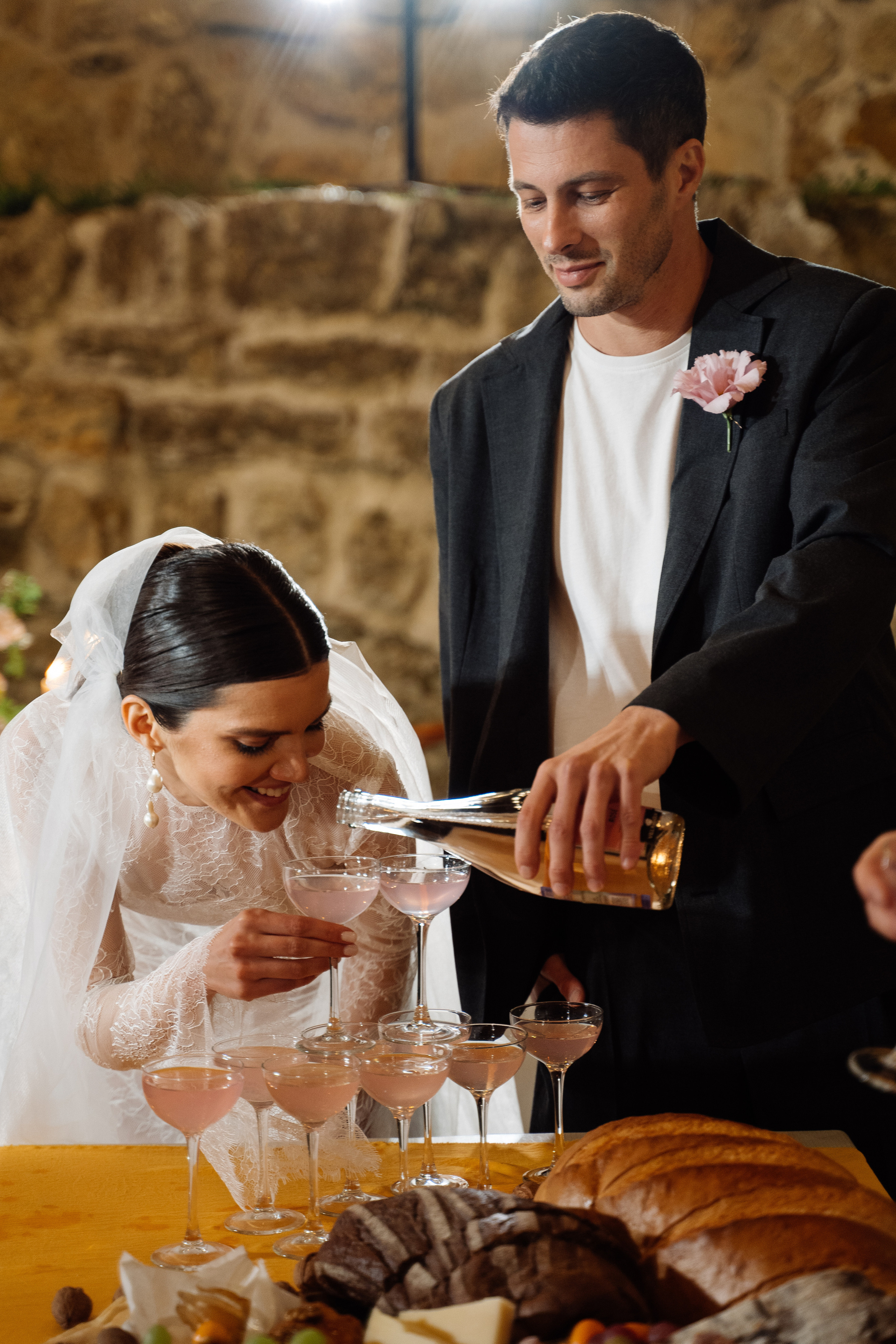 Свадьба в шато. Свадебный фотограф организатор в Санкт-Петербурге Ассоль Опарина