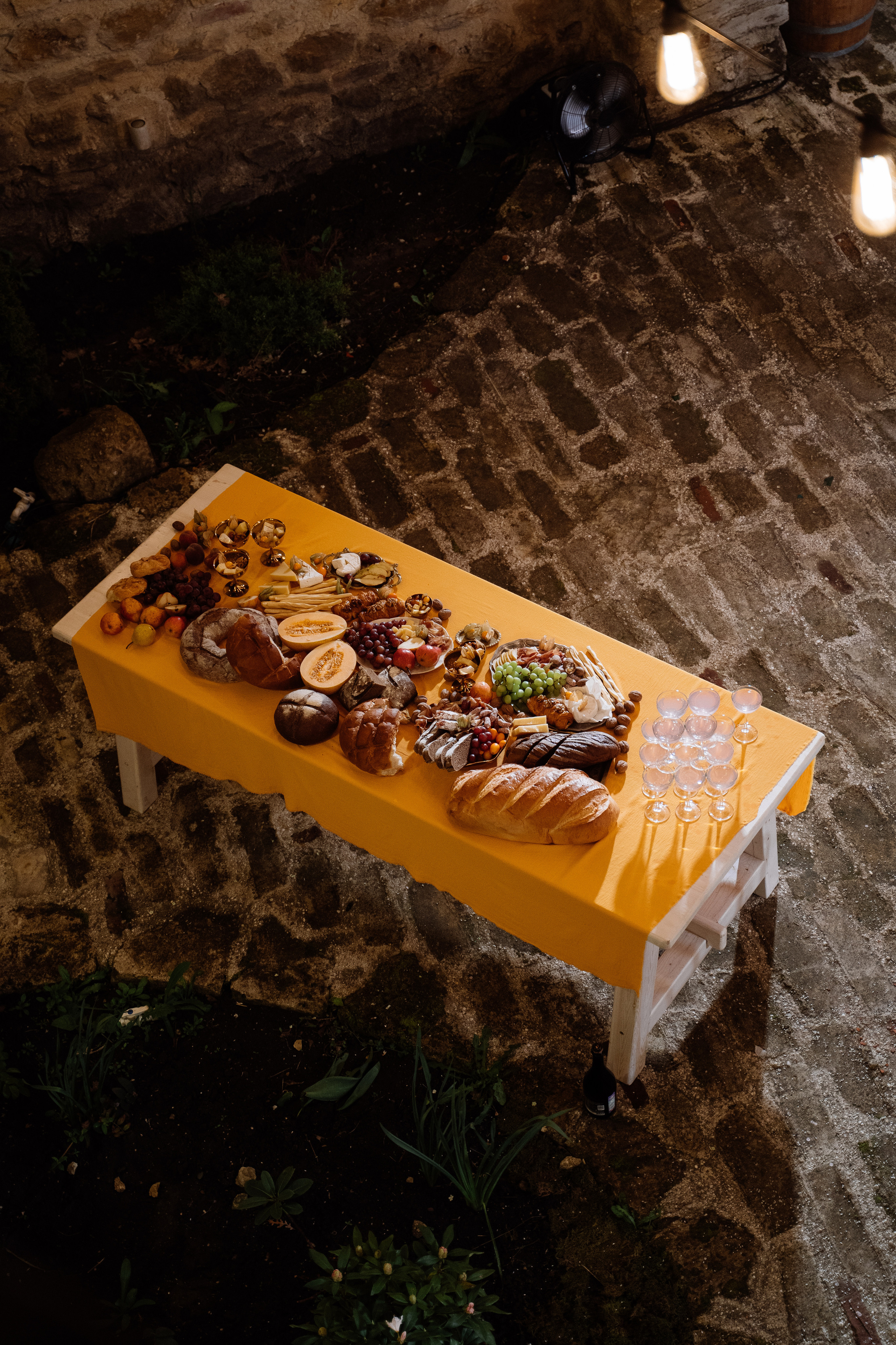 Свадьба в шато. Свадебный фотограф организатор в Санкт-Петербурге Ассоль Опарина