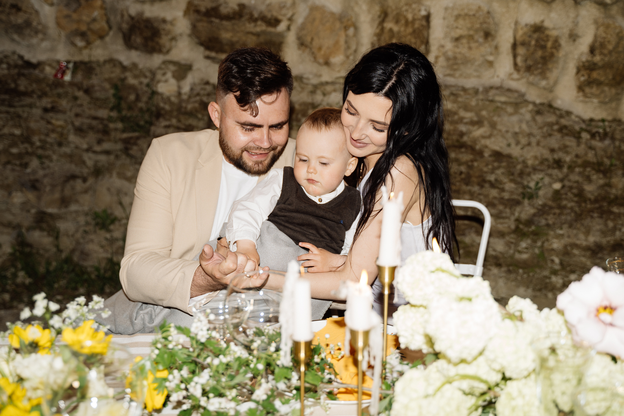 Свадьба в шато. Свадебный фотограф организатор в Санкт-Петербурге Ассоль Опарина