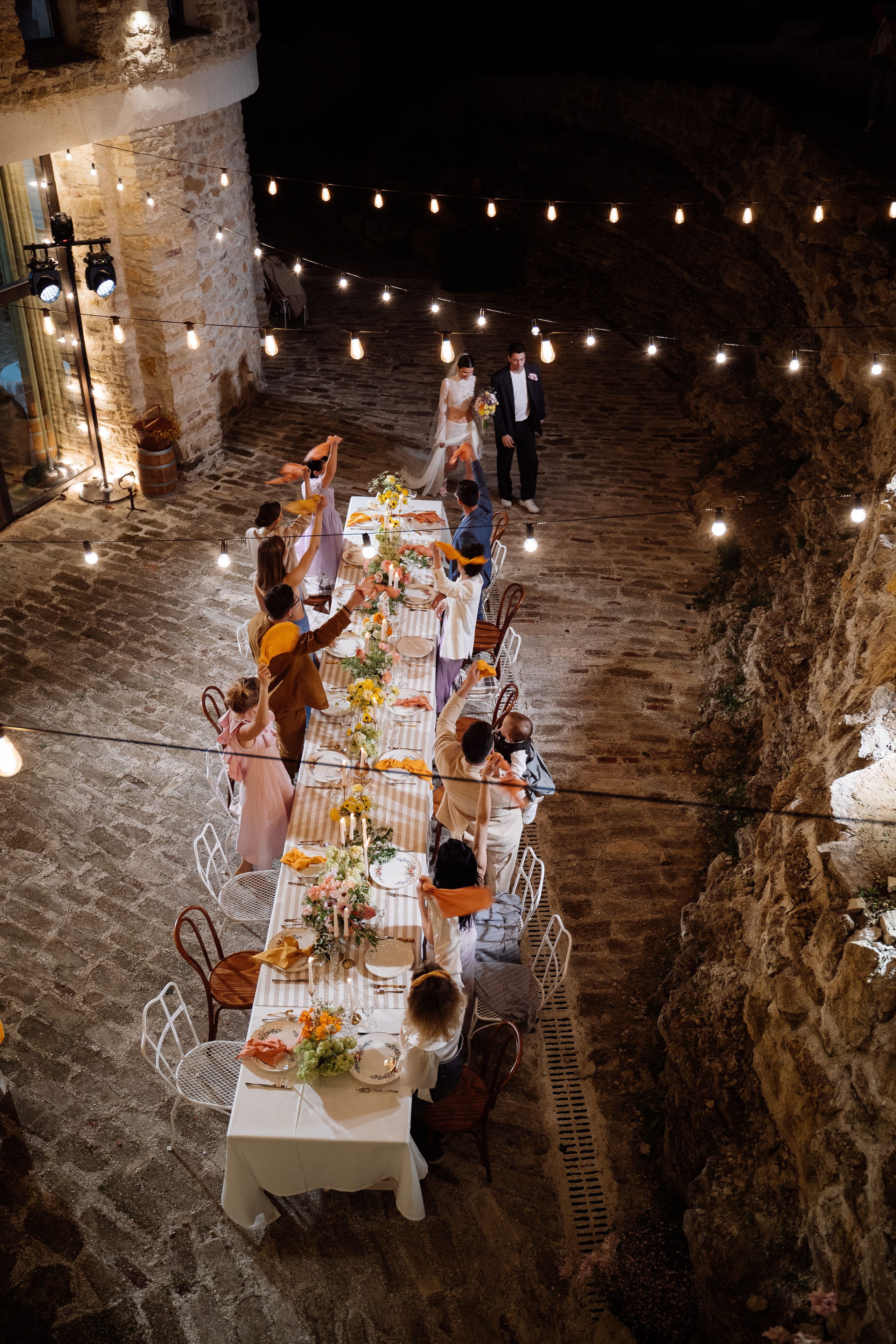 Свадьба в шато. Свадебный фотограф организатор в Санкт-Петербурге Ассоль Опарина