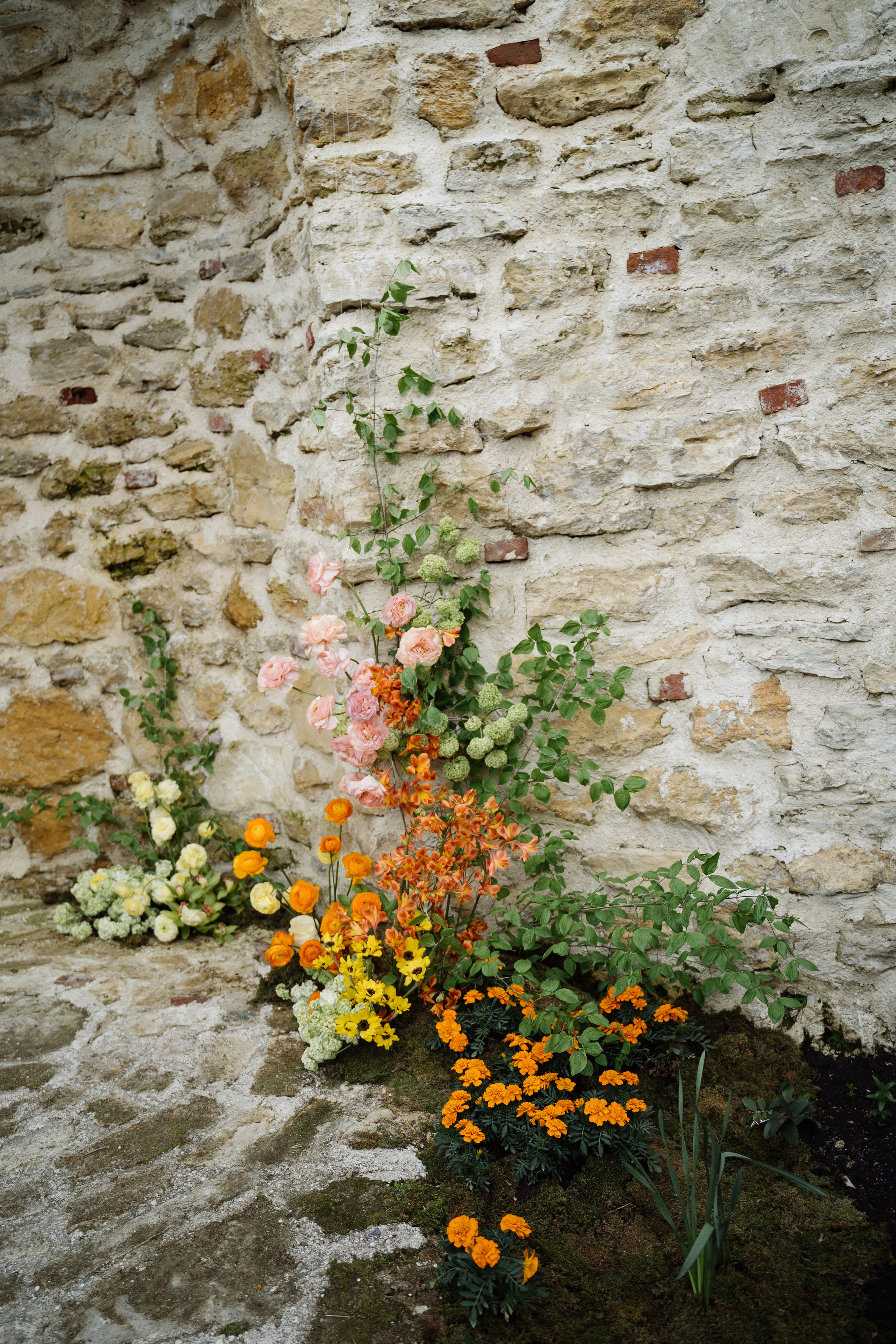 Свадьба в шато. Свадебный фотограф организатор в Санкт-Петербурге Ассоль Опарина