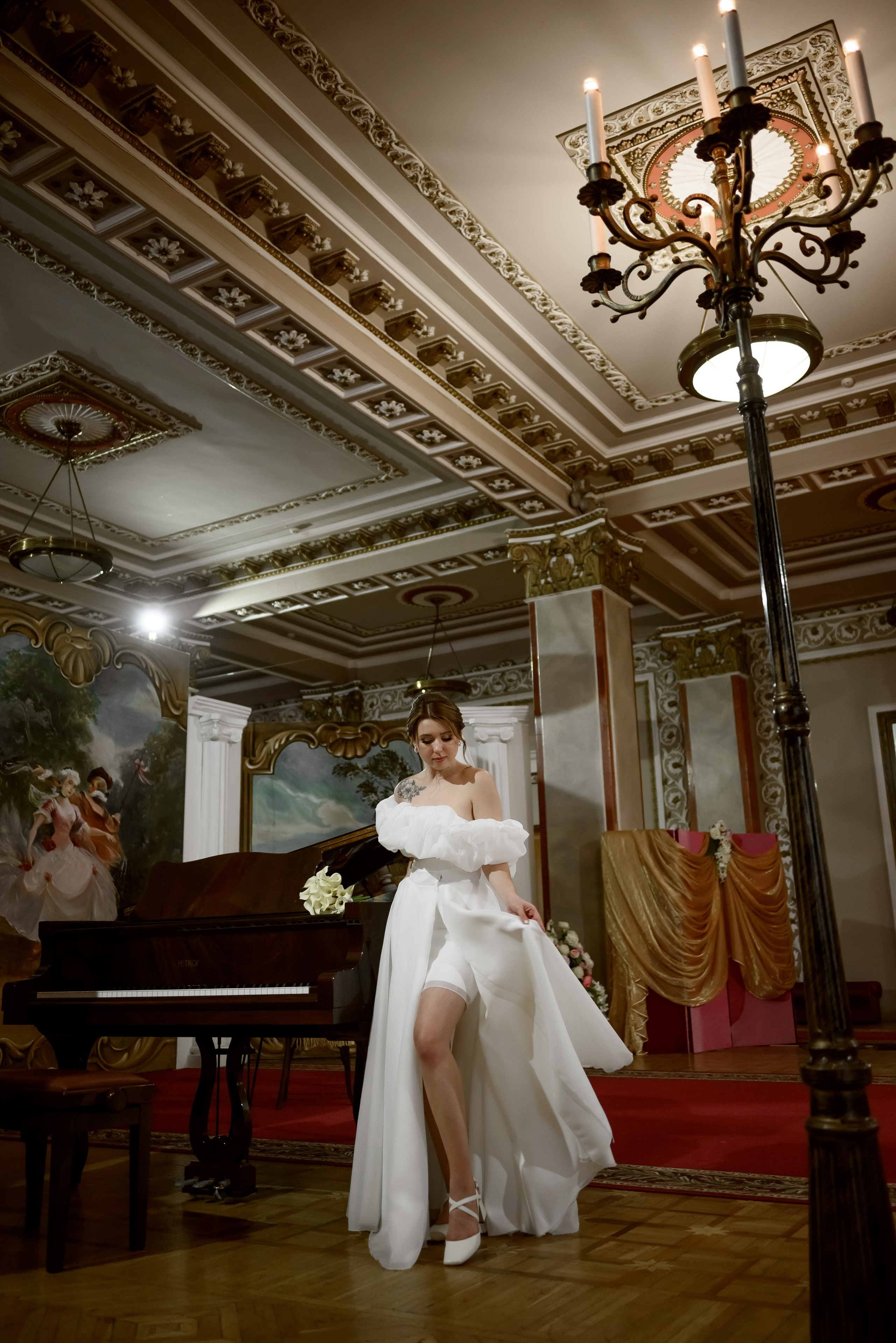 Прогулка в театре и по центру города. Юлия Басня семейный и свадебный фотограф в Донецке