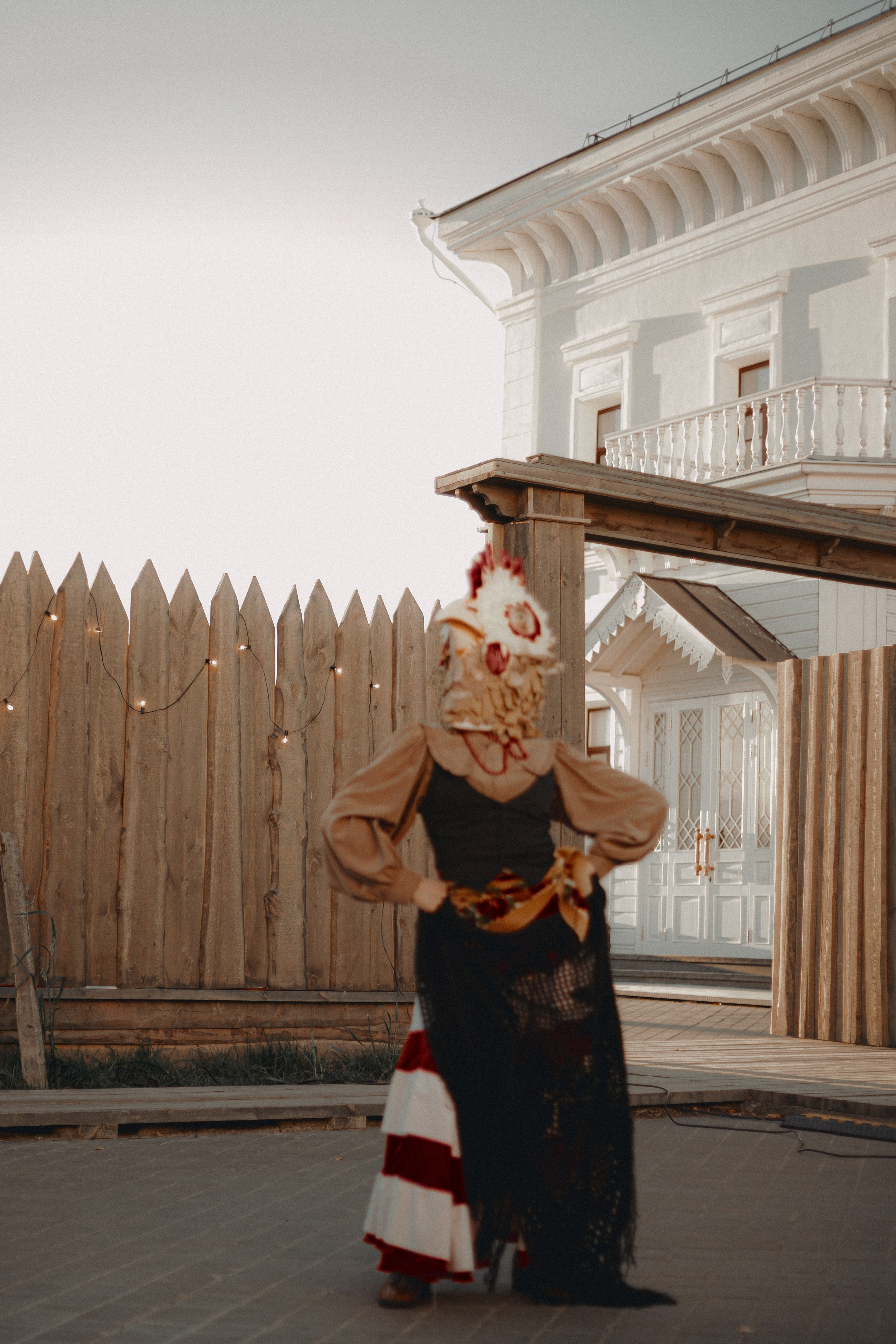 Спектакль «Куриное кабаре» от Свободного молодежного театра | Тобольск. Арт-фотограф Крис Л. в Тобольске: портрет, семейные, свадьбы