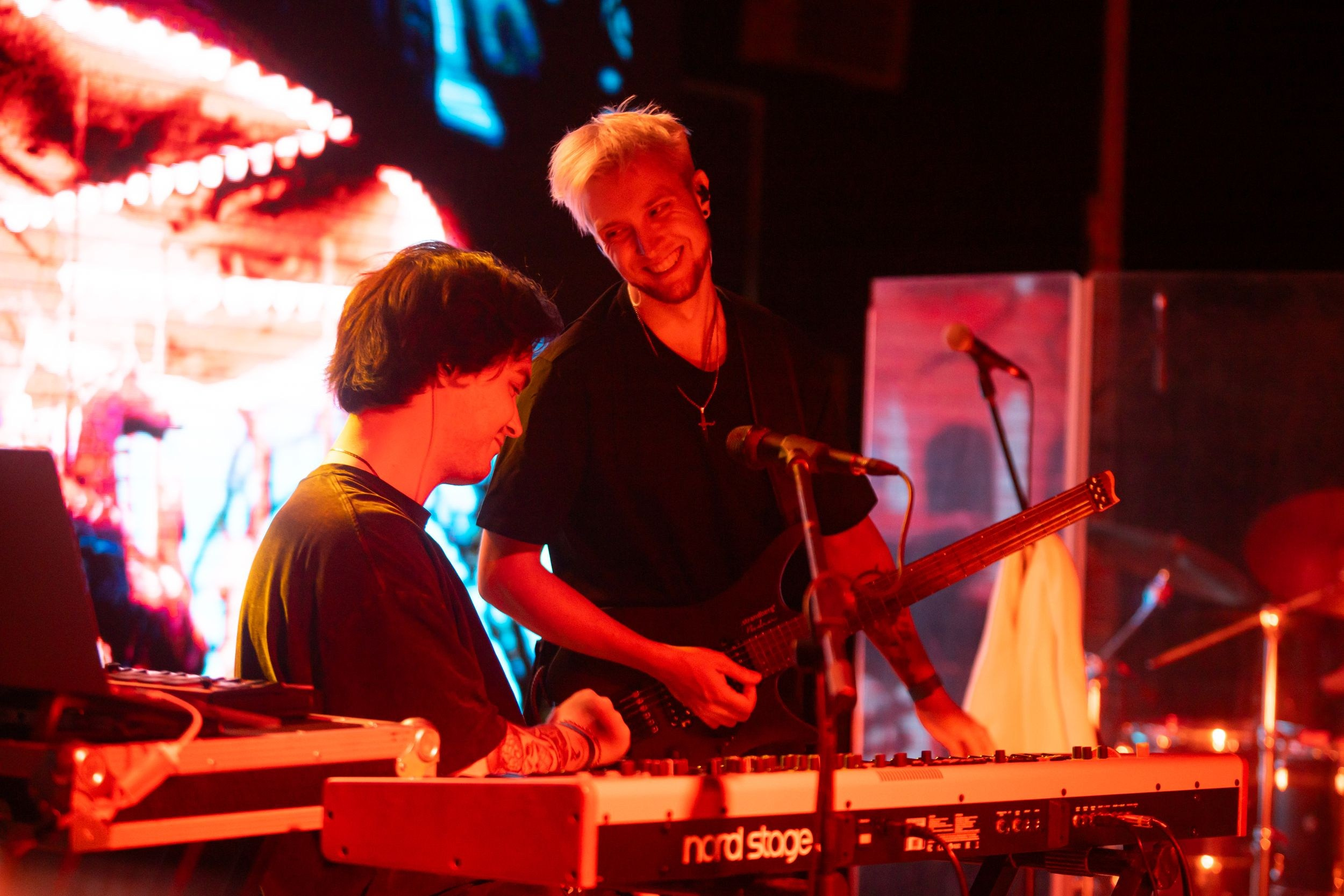 Polnalyubvi. Репортажный фотограф Алексей Пирязев