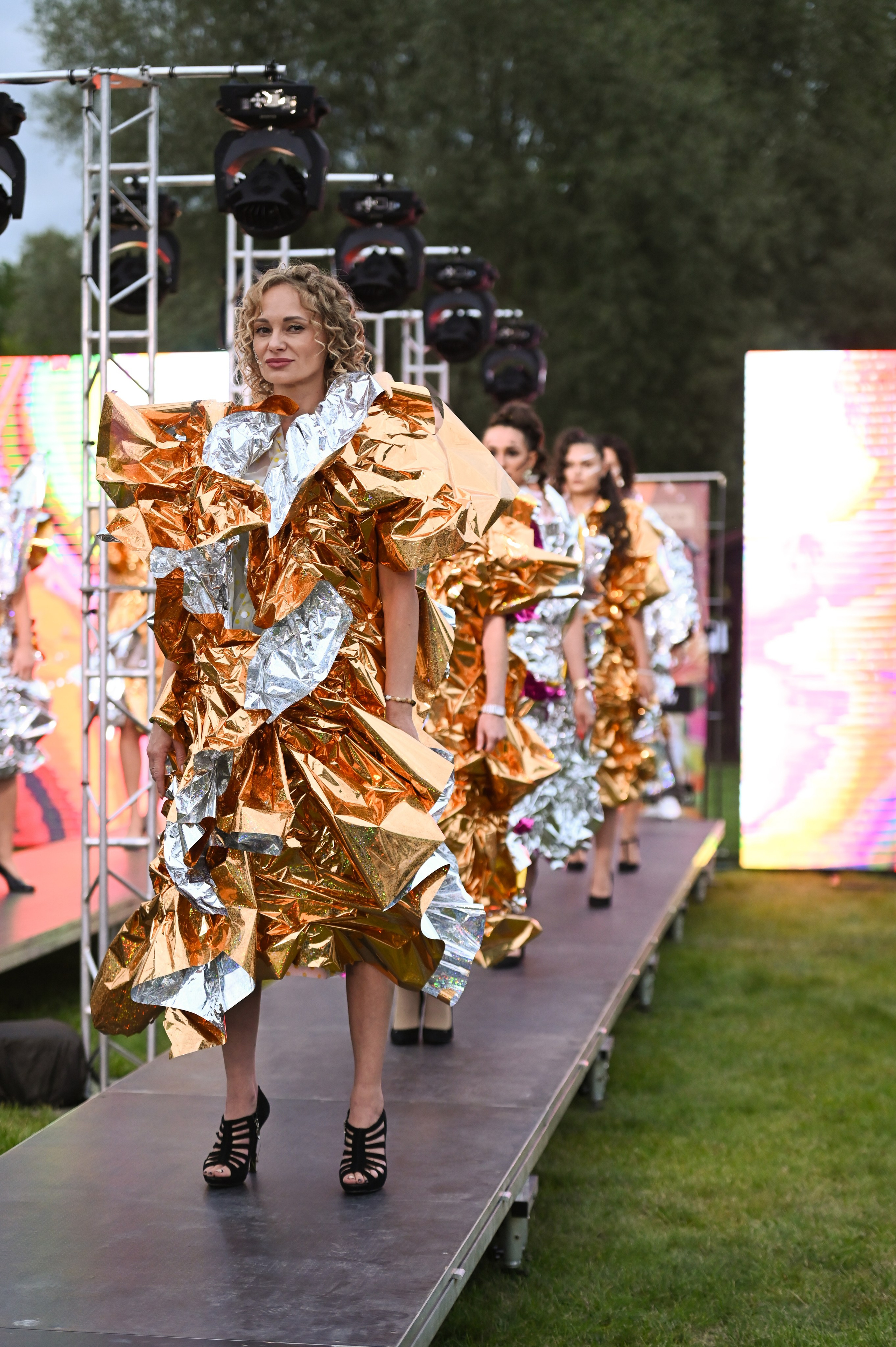 Модный показ «Summer Fashion Day 2025» г. Пенза. Фотограф в Москве Тамрико Федосеева