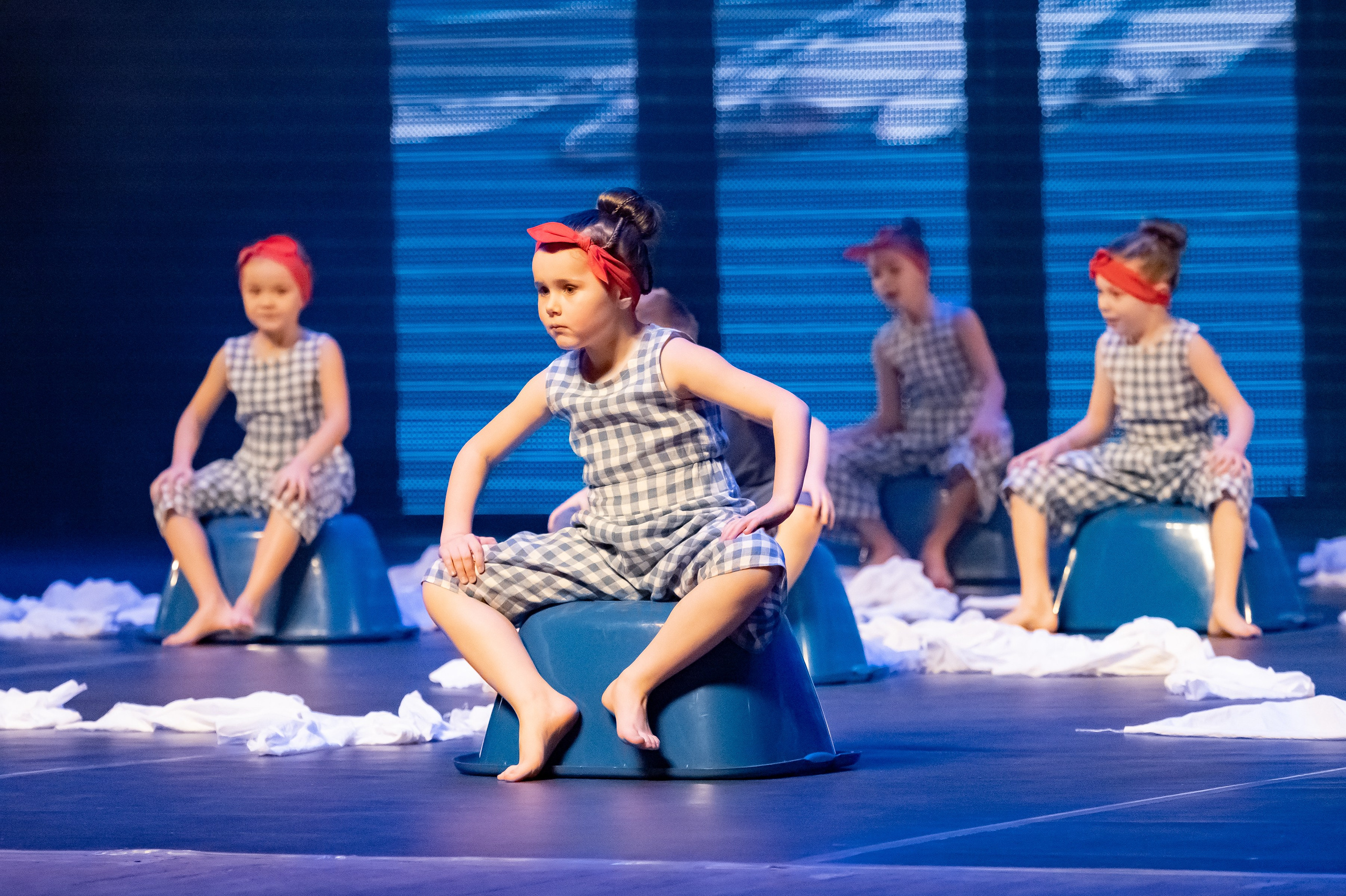 Концерт «Пространные танцы». Репортажный, семейный и детский фотограф в Пензе и Заречном Арина Ермилова. Картины барельеф на заказ