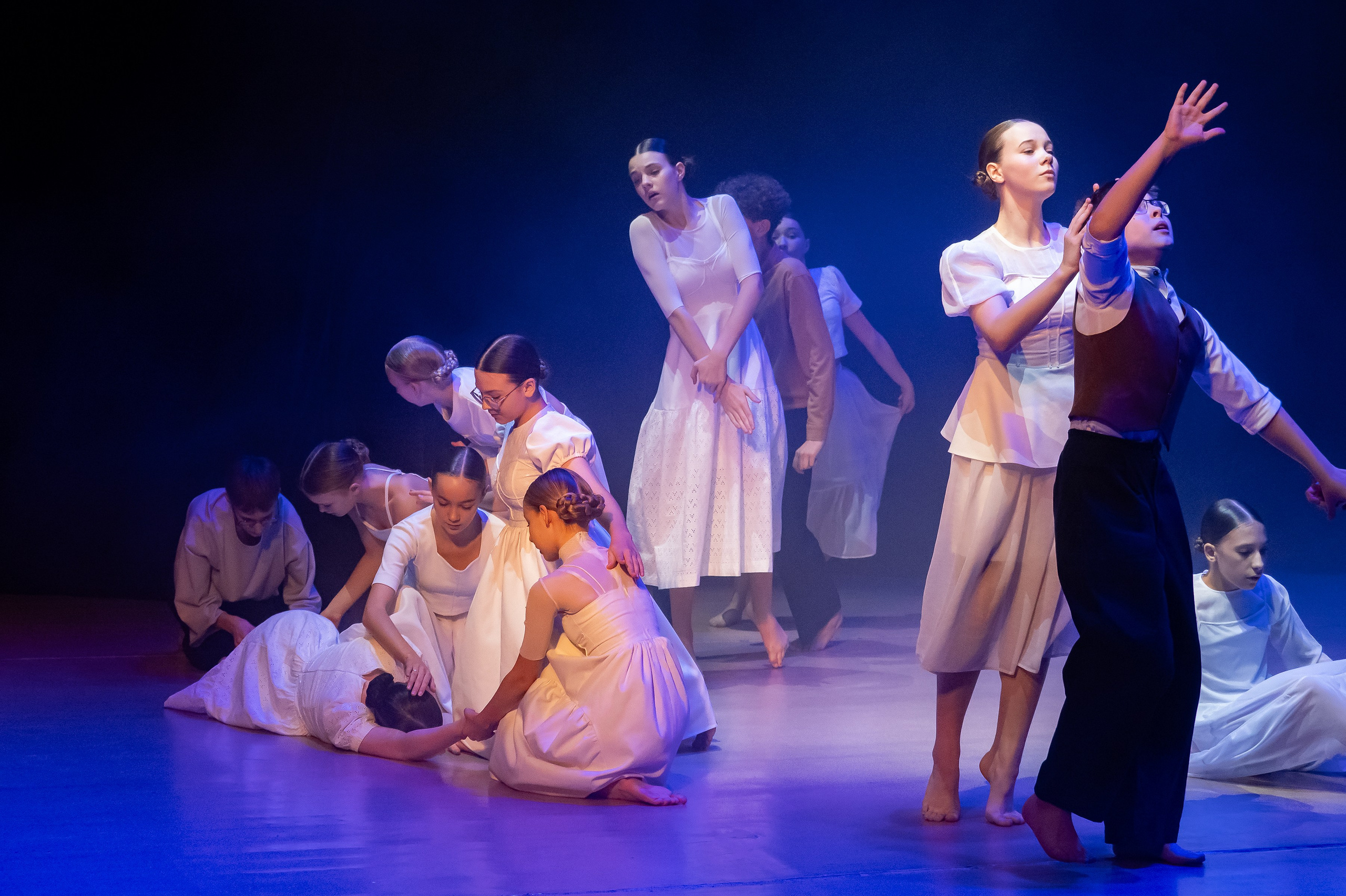 Концерт «Пространные танцы». Репортажный, семейный и детский фотограф в Пензе и Заречном Арина Ермилова. Картины барельеф на заказ