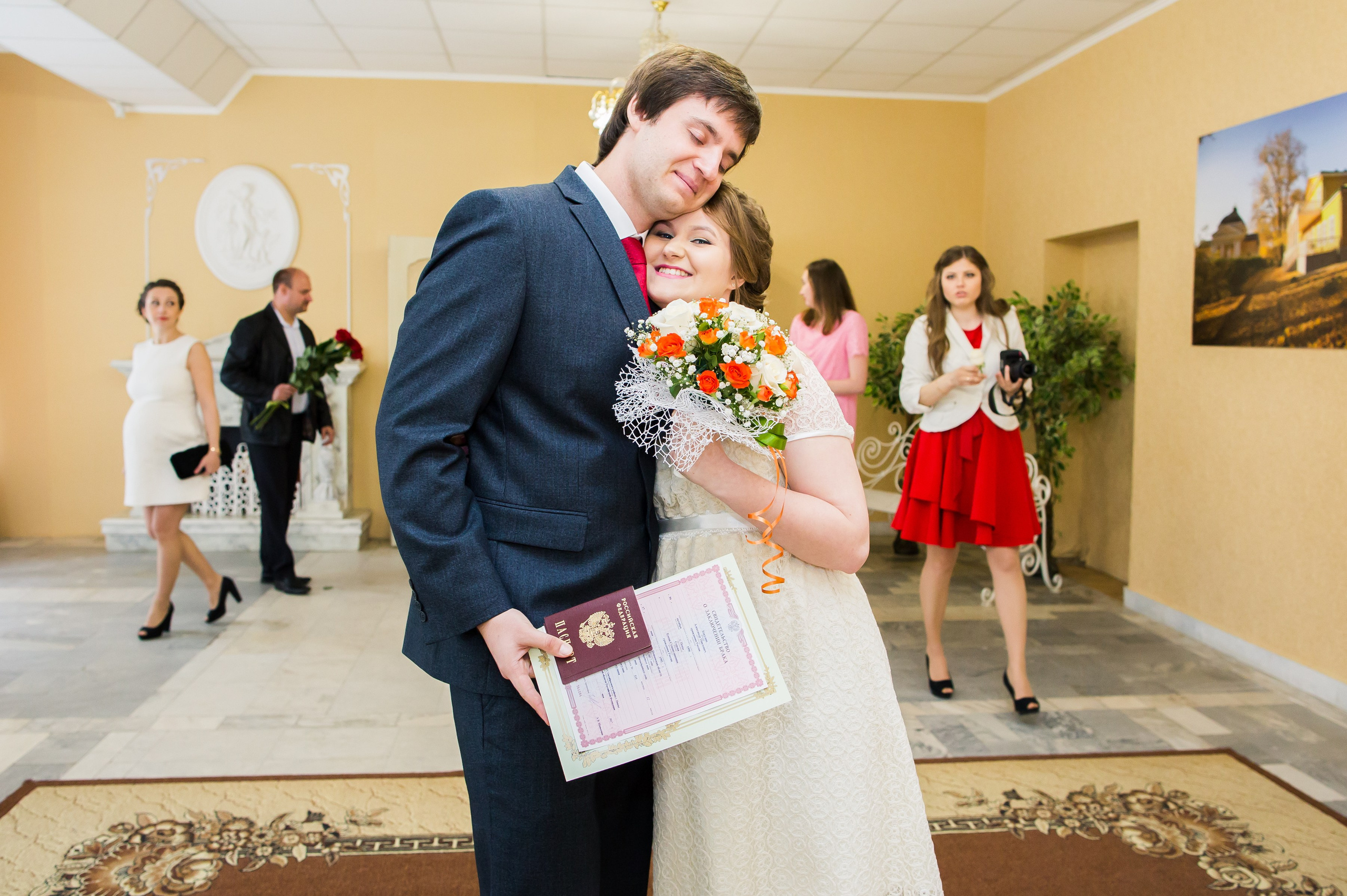 Саша и Лена. Репортажный, семейный и детский фотограф в Пензе и Заречном Арина Ермилова. Картины барельеф на заказ