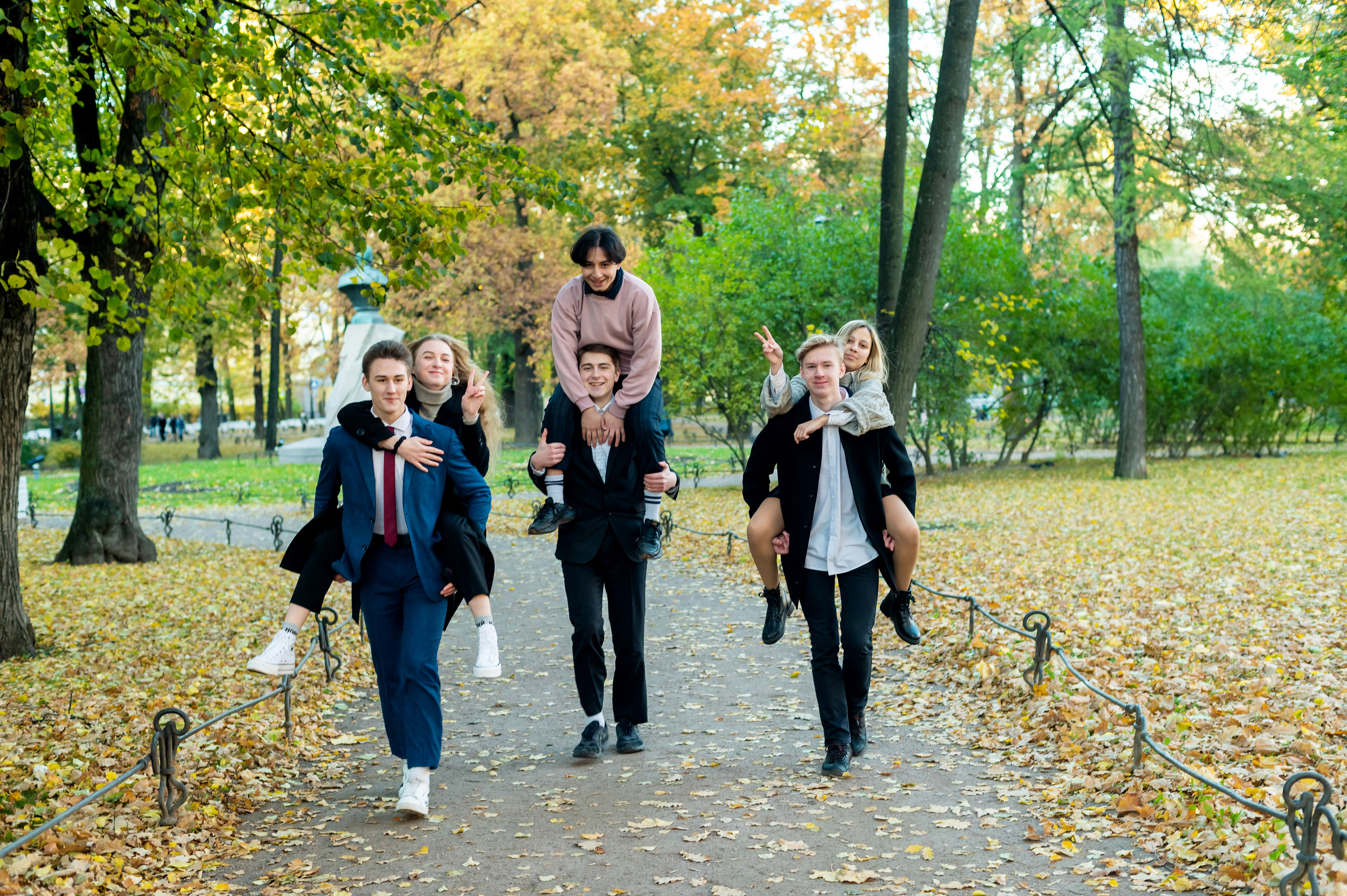 Школьники. Главная