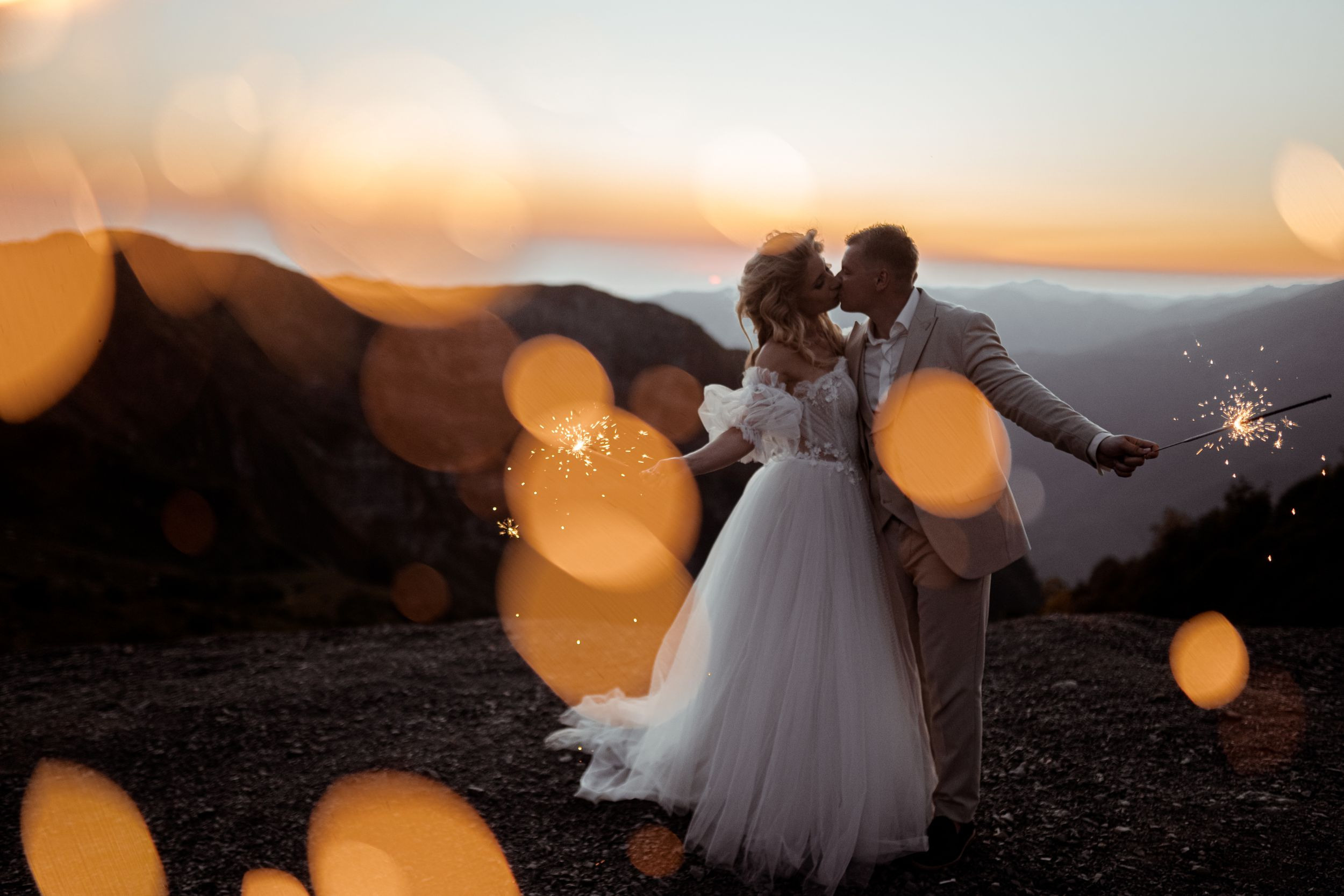 Конкурс. Elopement Wedding Photographer