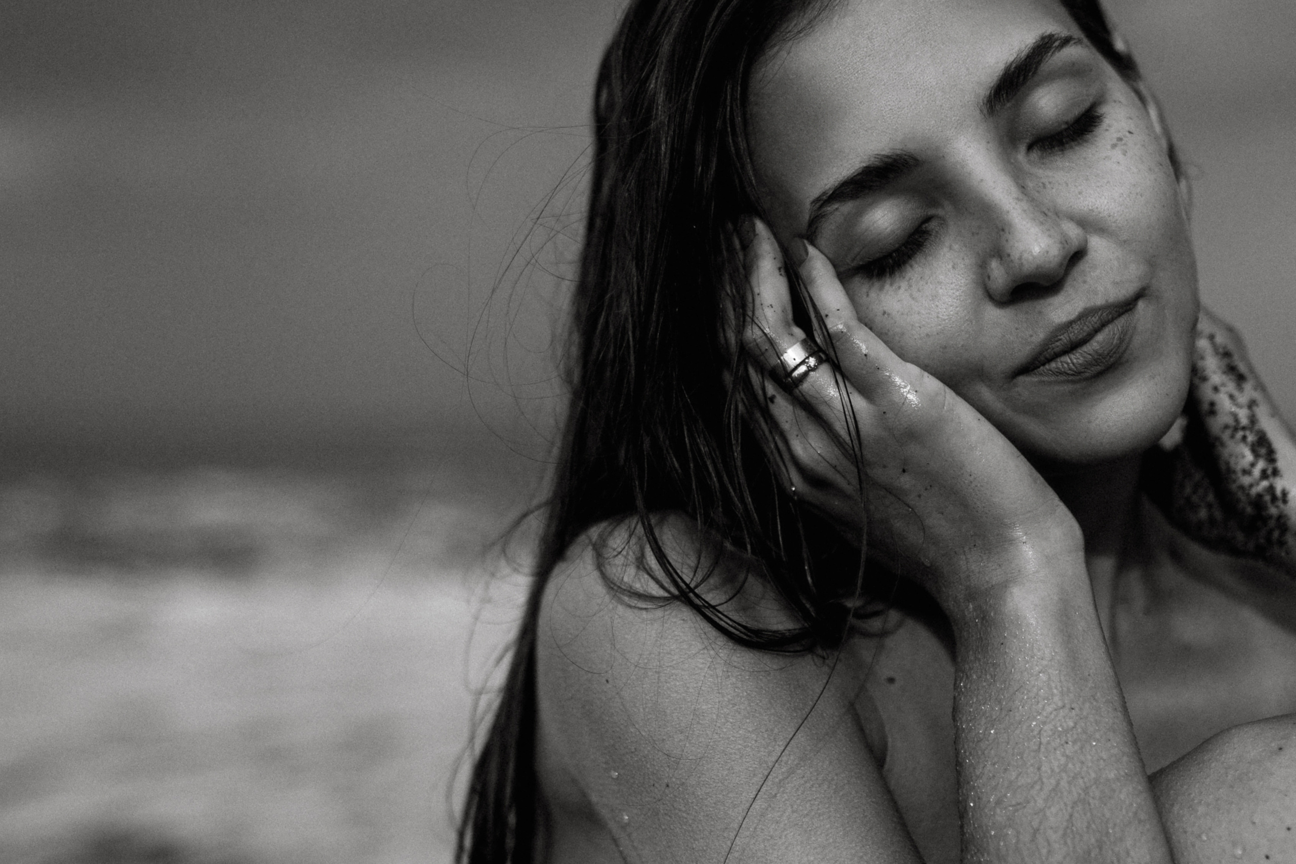 Lusy. Elopement Wedding Photographer