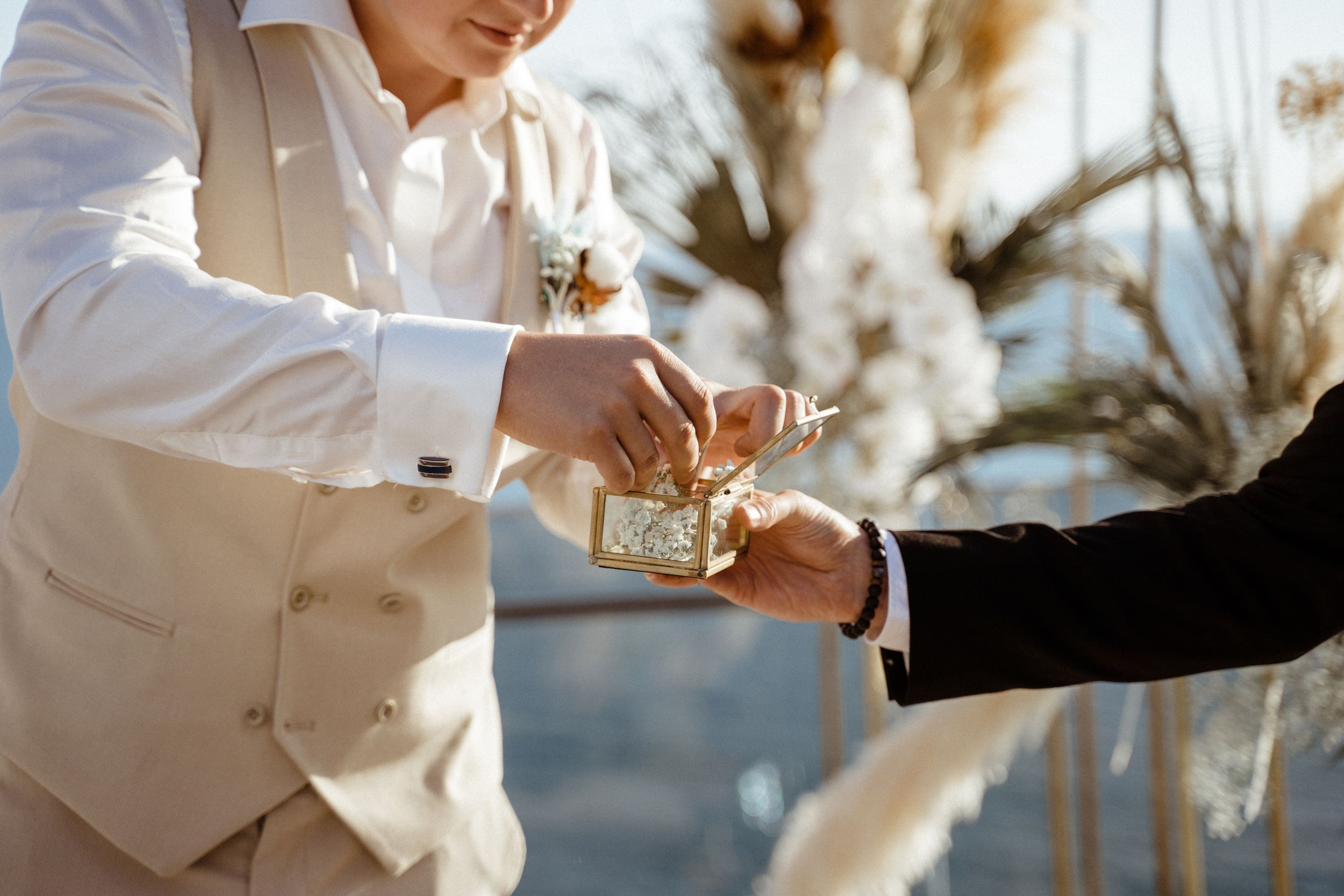 Конкурс. Elopement Wedding Photographer