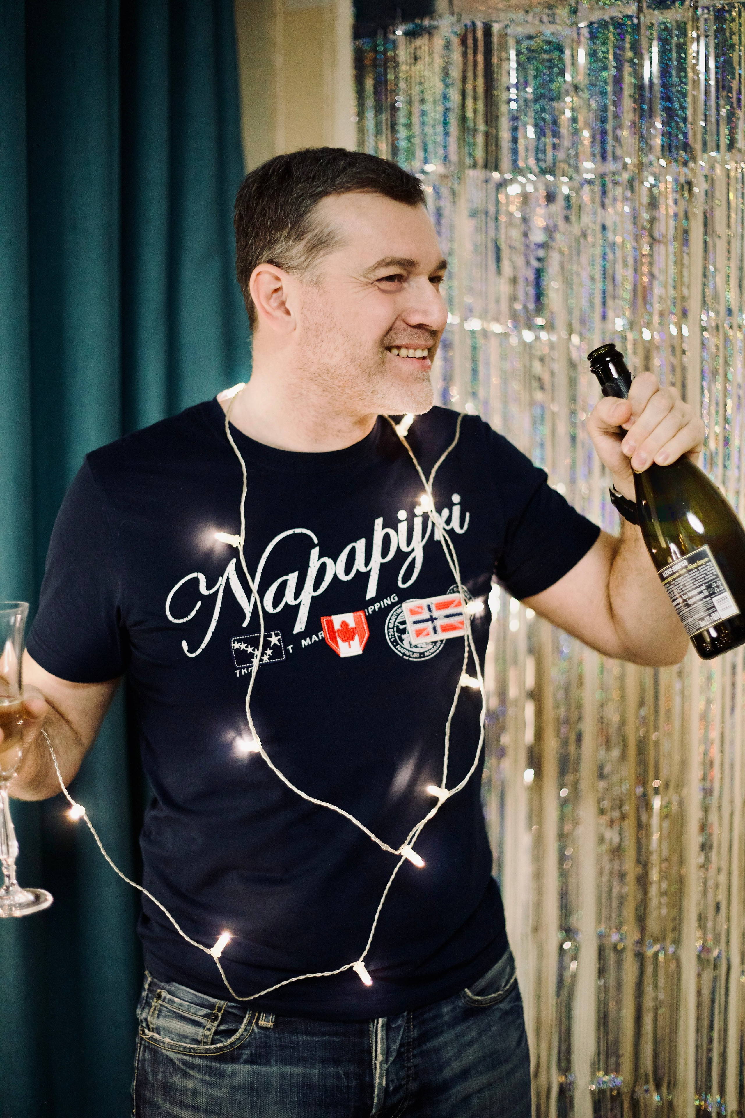 Семейный новый год с друзьям. Семейный и индивидуальный фотограф Света Василькив