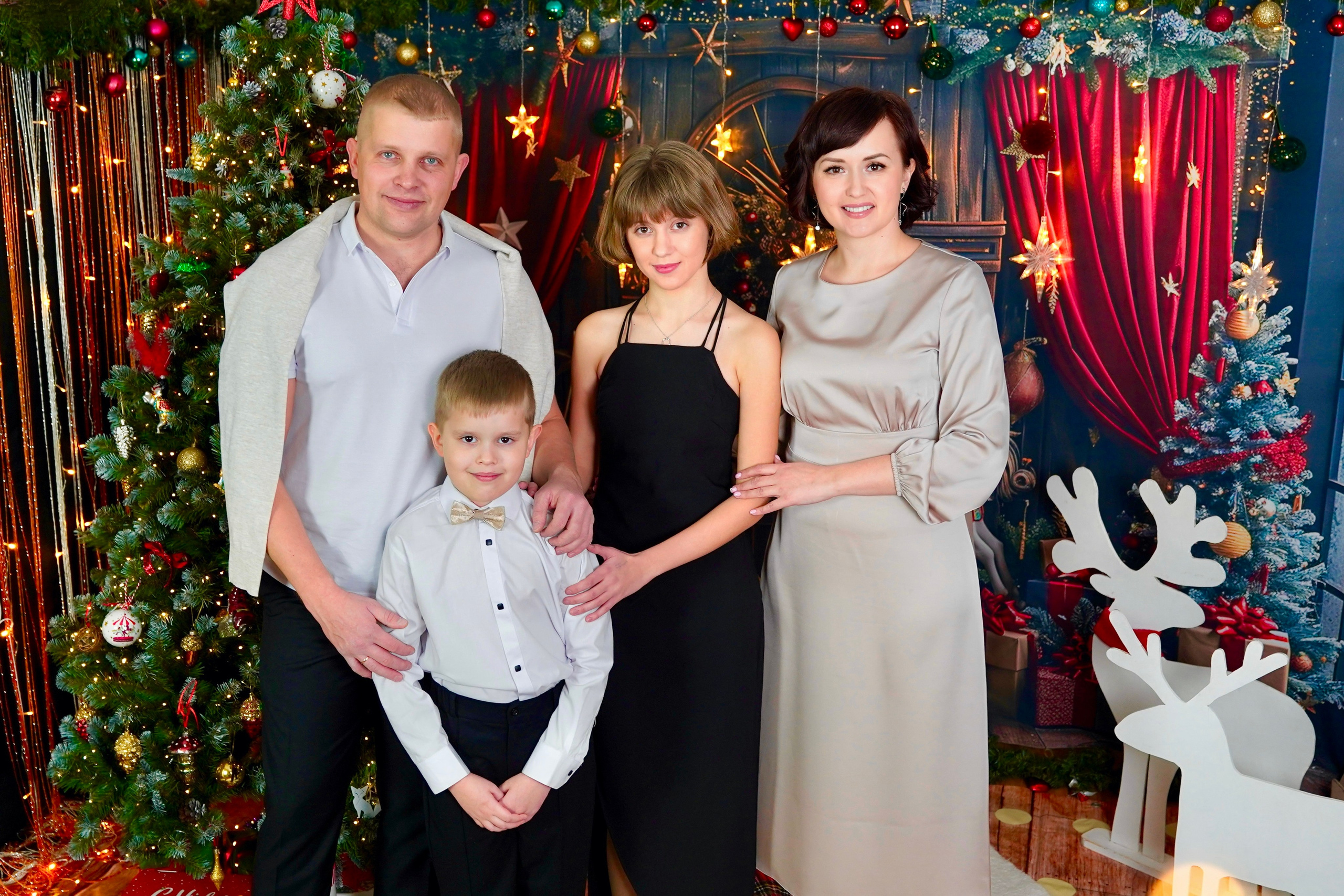 Новогодний фотопроект 2025 № 1. Семейный и детский фотограф Александра Гвоздикова