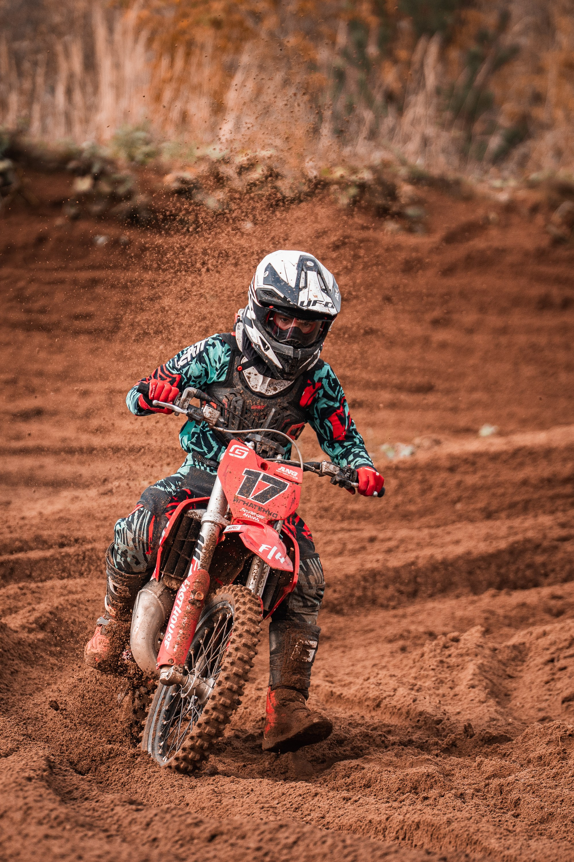 Мотокросс «Золотая осень». Паша Страхов — фотограф