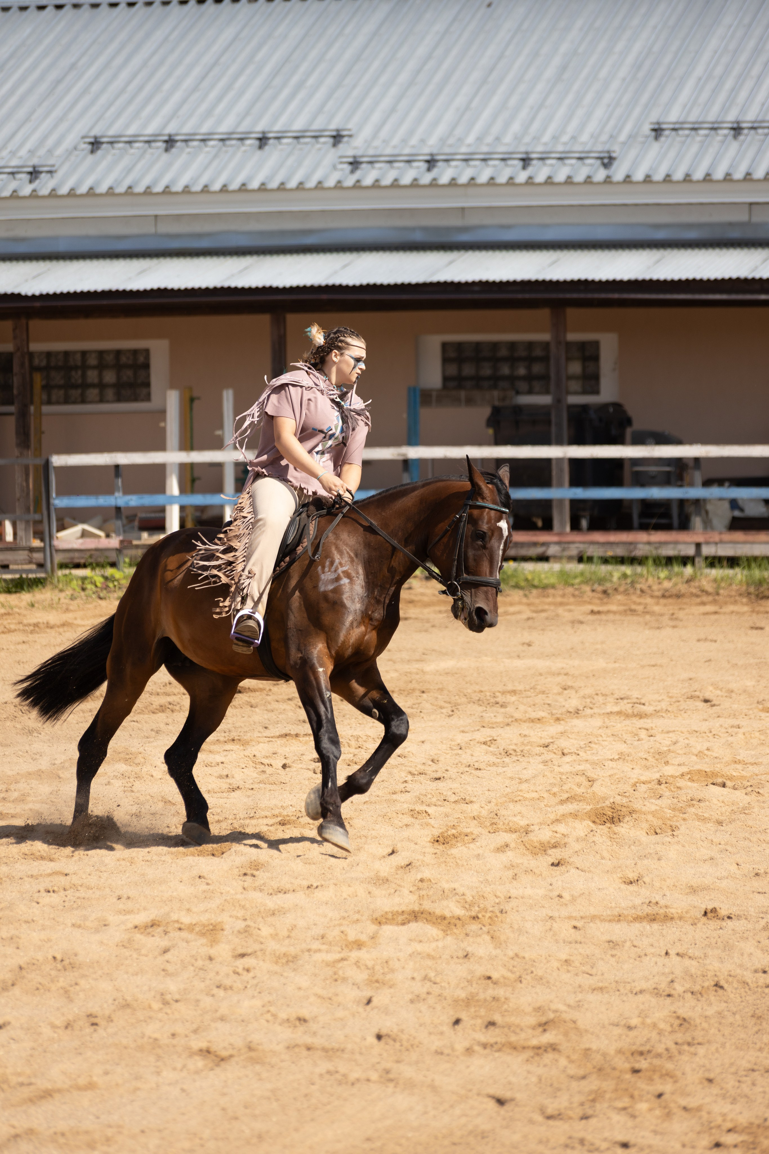 Конюшня. Фотограф в Москве и Истре
