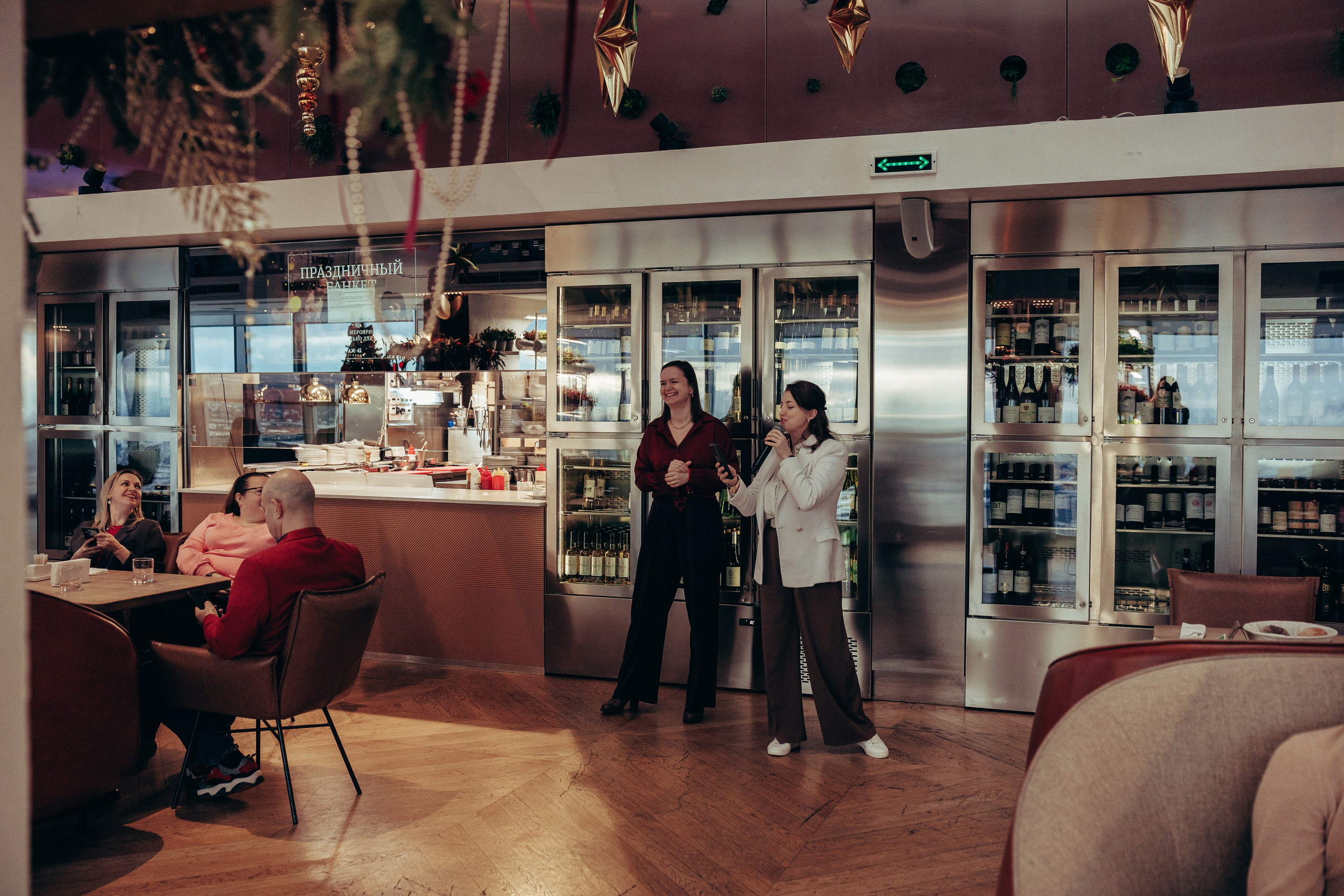 Репортажная съёмка в ресторане. Профессиональный фотограф в Санкт-Петербурге Александр Волосенцев