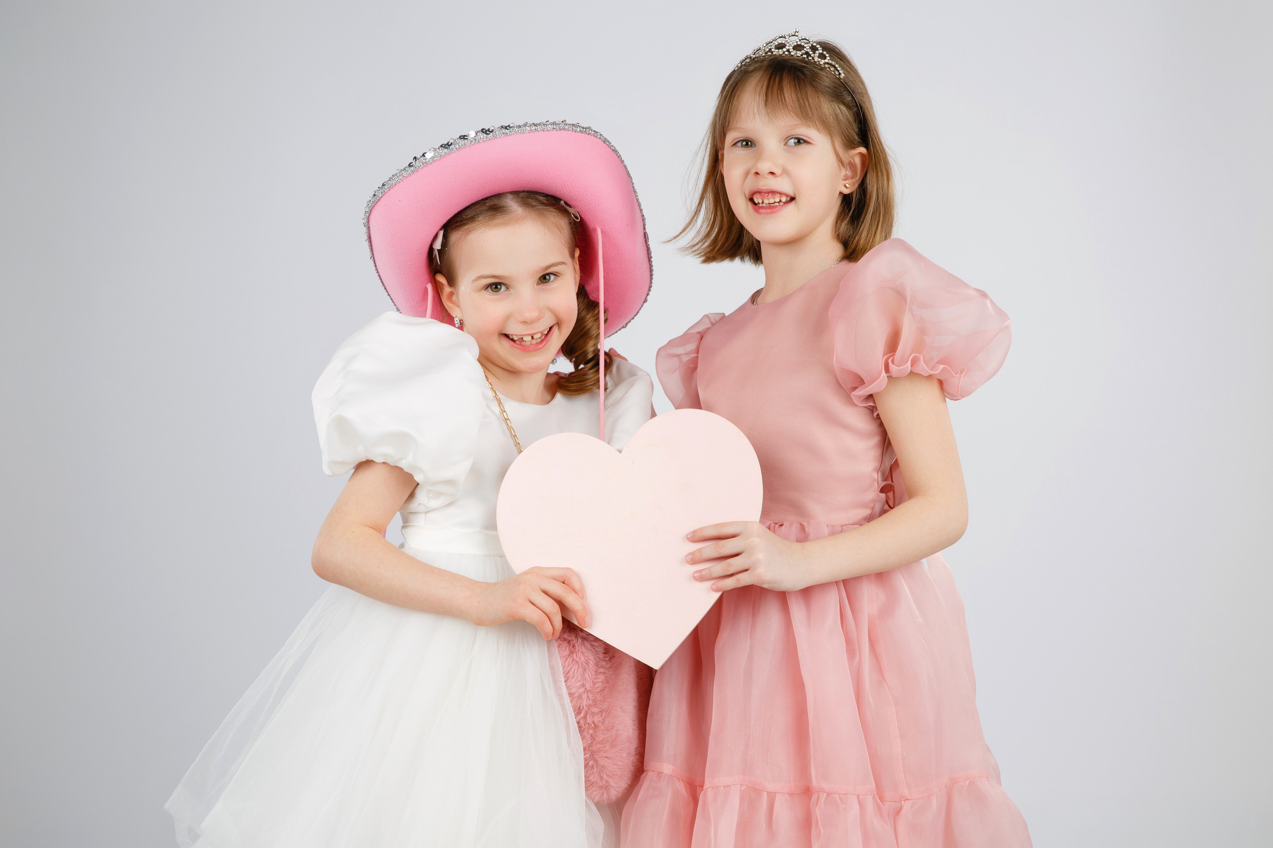 Тариф идеальный (1). Выпускные альбомы в Москве FOTOVMESTE