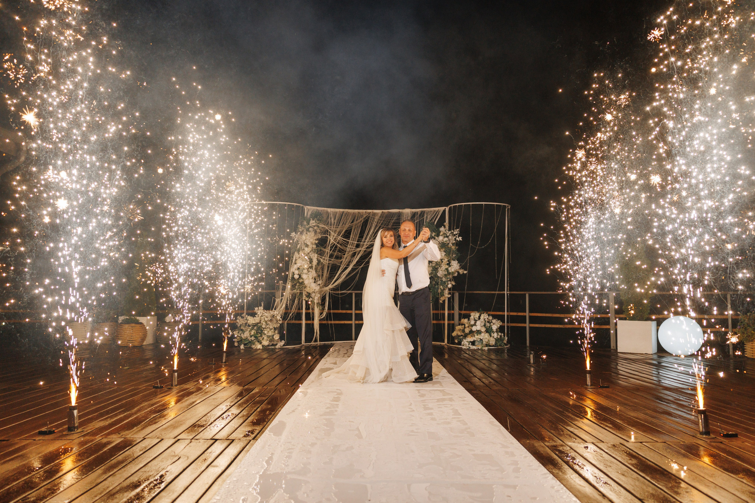 СВАДЕБНЫЕ ЭФФЕКТЫ «ФЕНИКС»