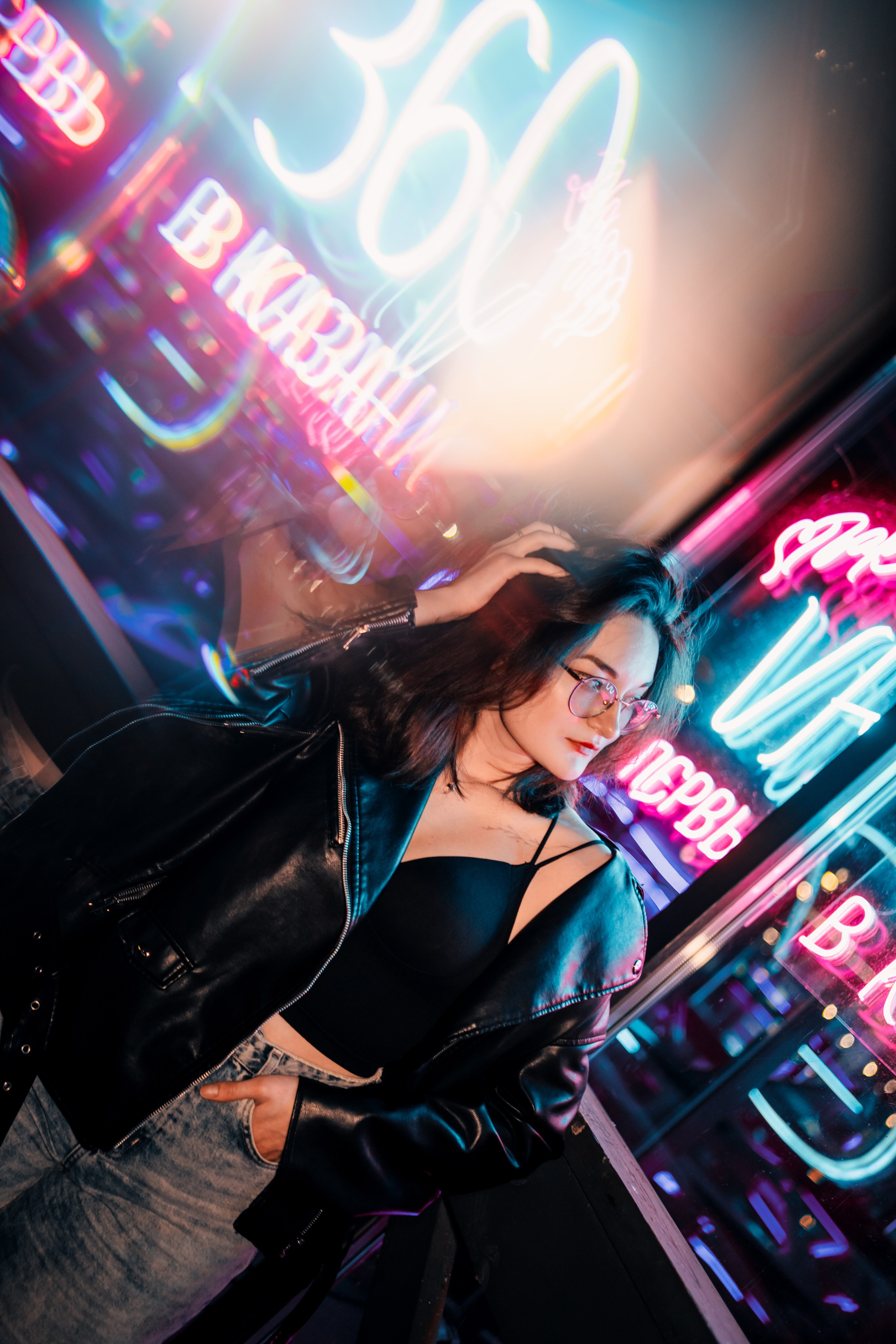 Юля | Палитра неоновых огней. Felixtones