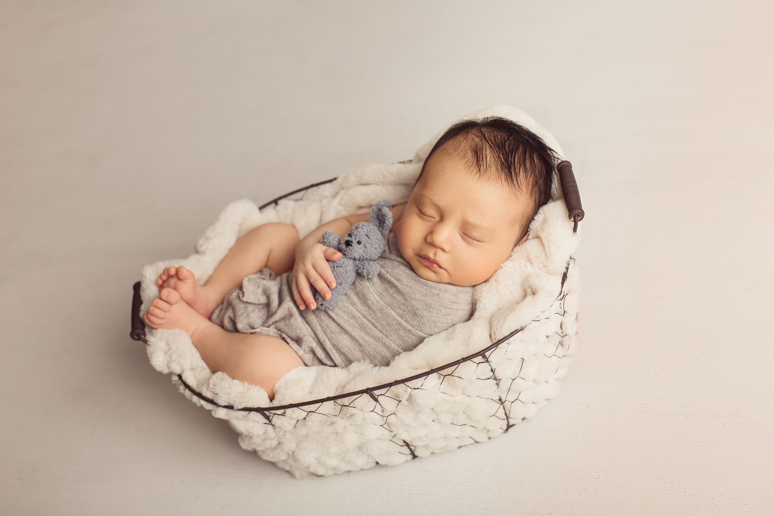 Мальчики. Фотограф беременности, новорождённых и деток до года в Актау