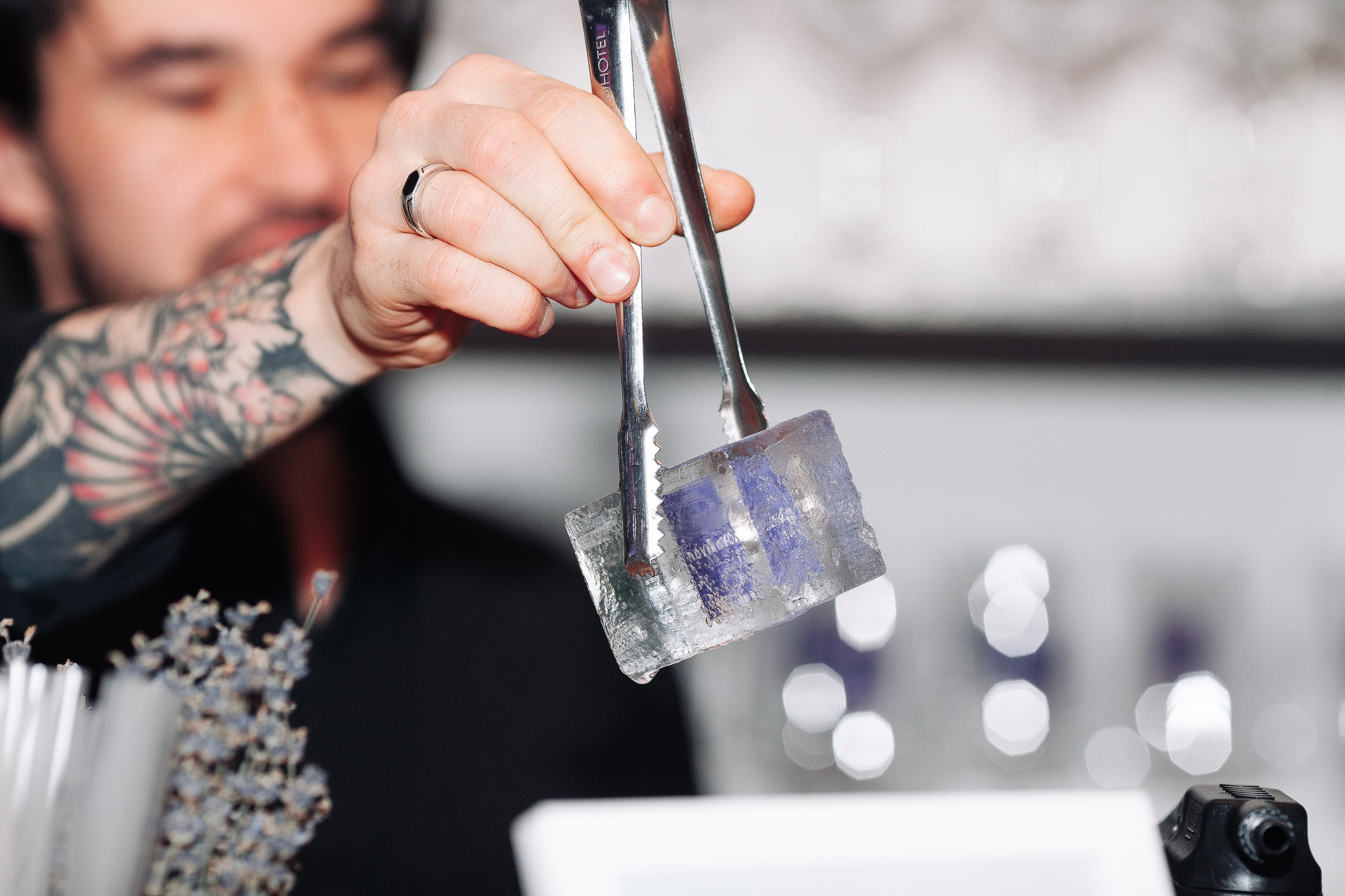 Настоящие эмоции без статичных поз. Фотограф на мероприятия — конференции, выставки, юбилеи, корпоративы