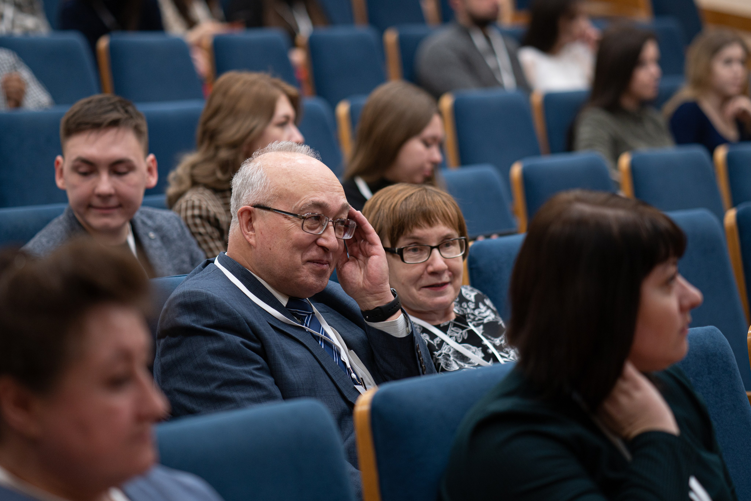 Научно-практическая конференция. Творческий и репортажный фотограф в Москве Клим Долгов