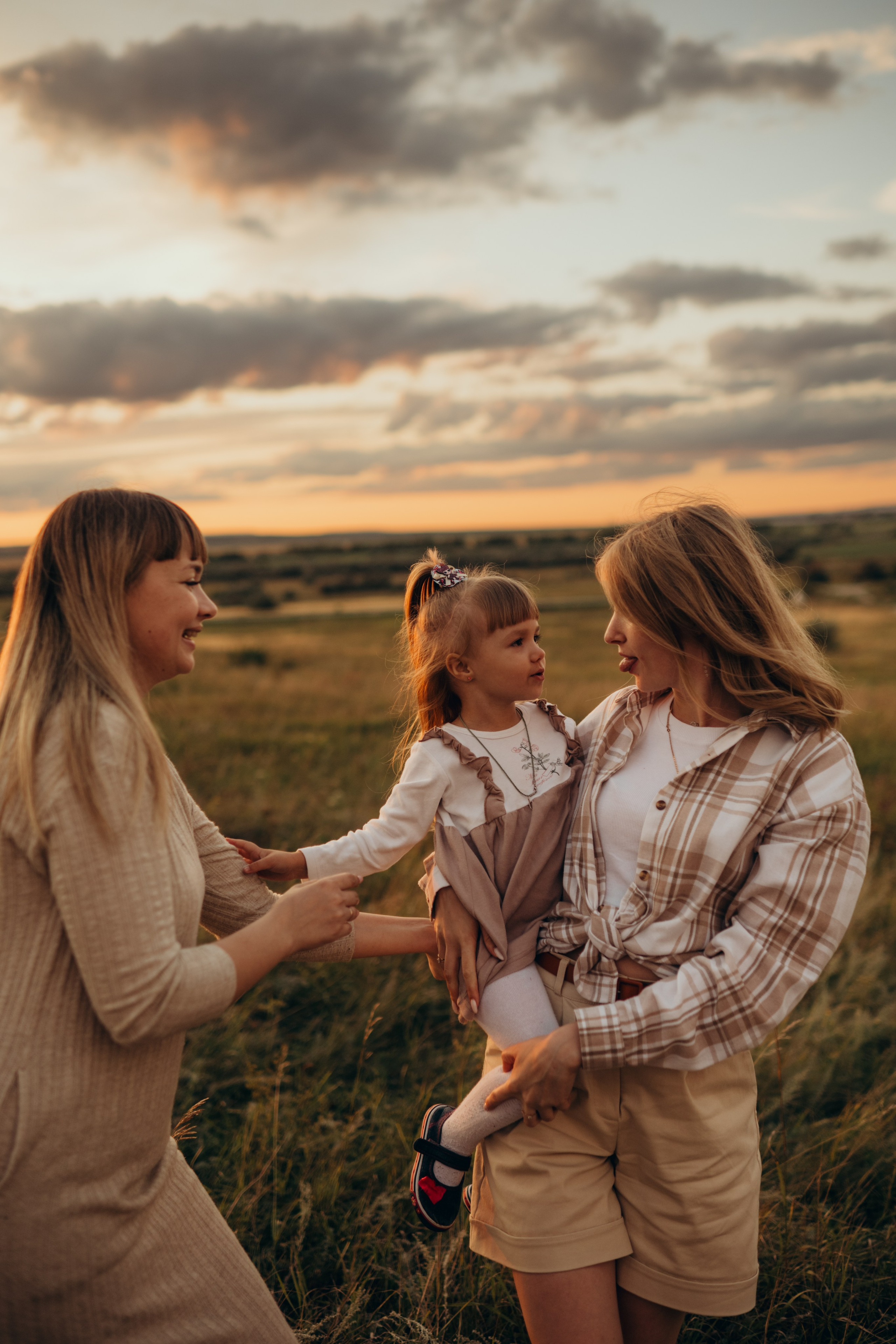 Даша Даня Ксюша Илья Саша и Ева. Свадебный и семейный фотограф в Самаре Головань Наталья