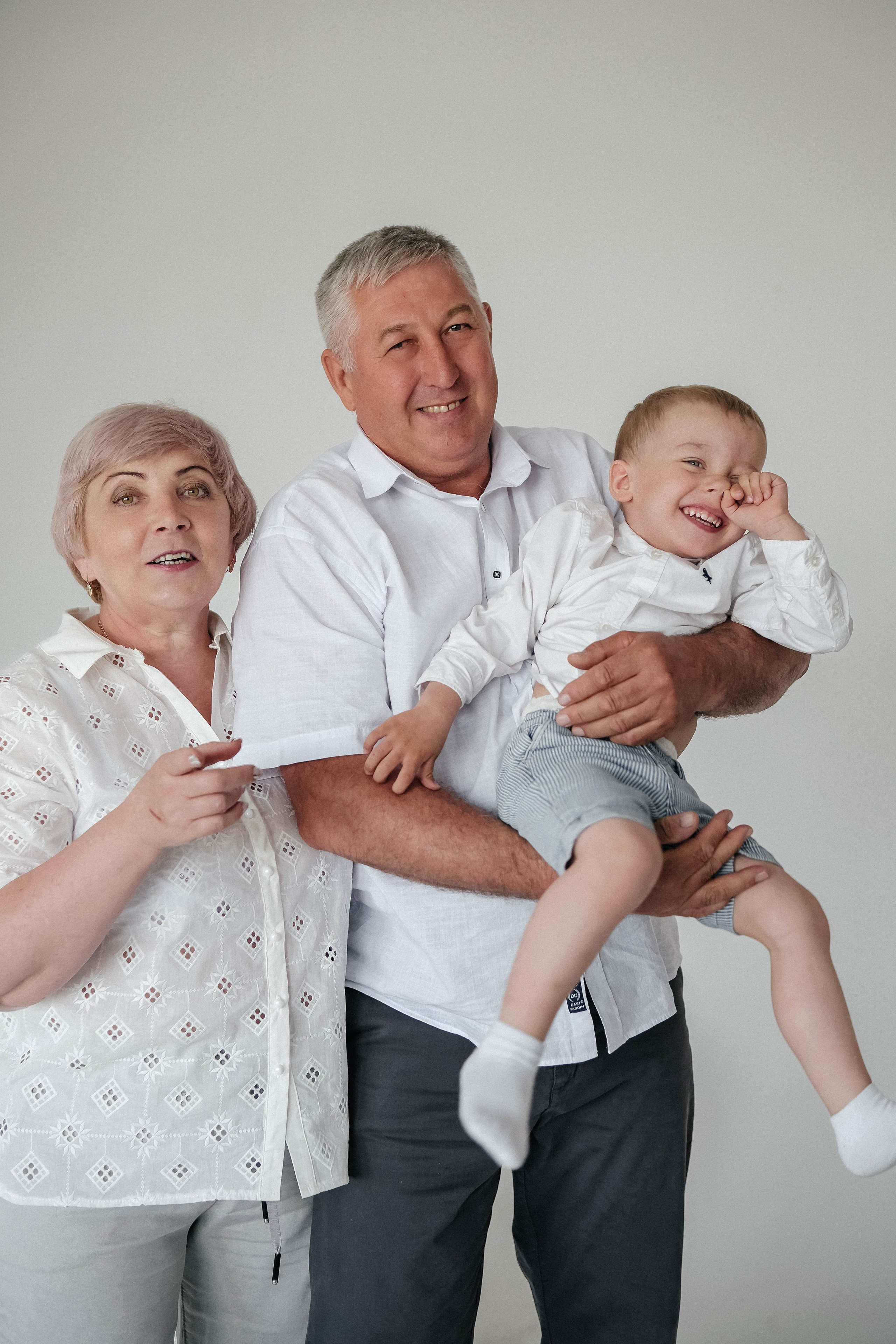 Большая семейная на циклораме. Главная