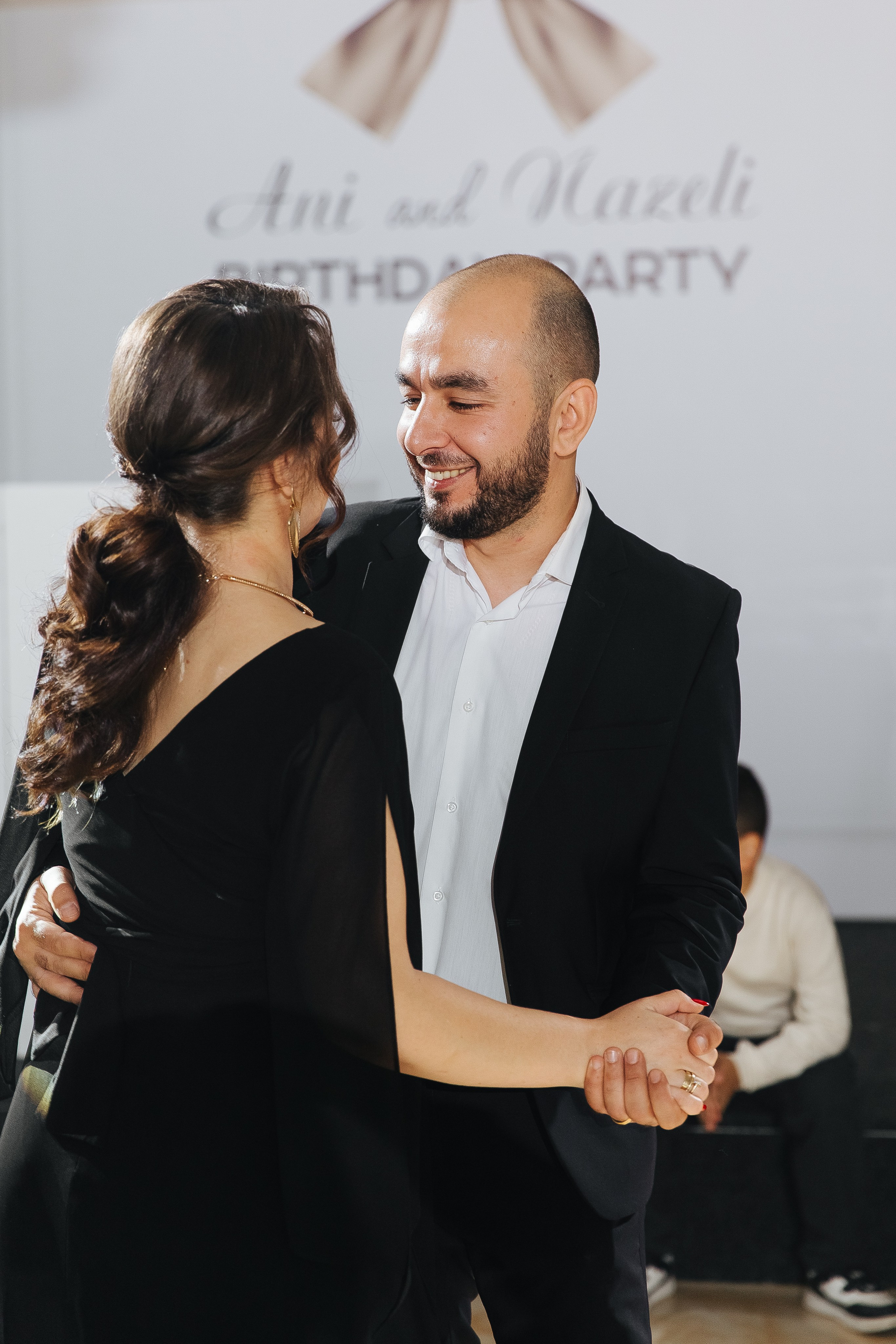 Ани и Назели. 35&5 День рождения, «Янтарь». Фотограф в Красноярске Надежда Воскресенская