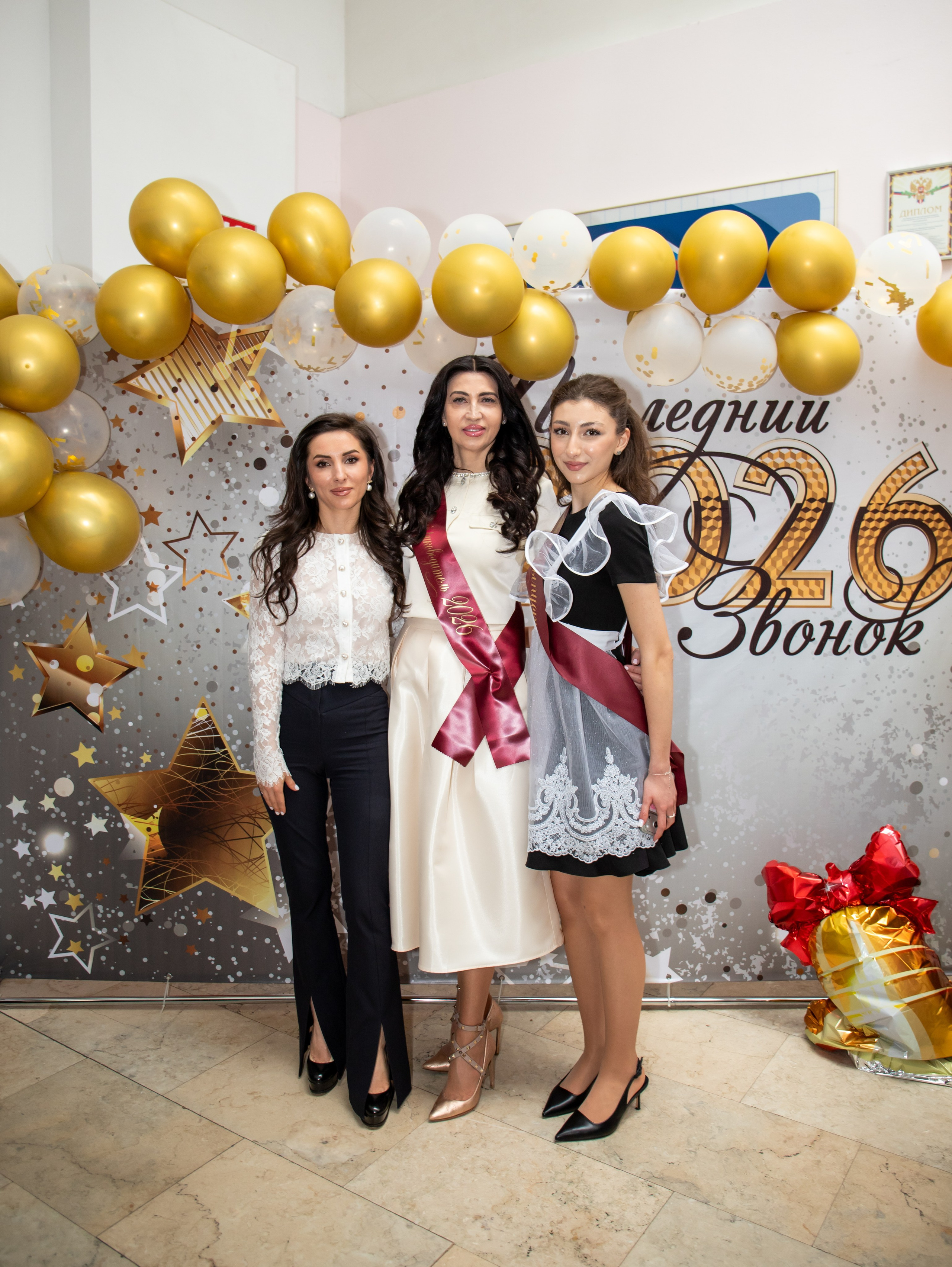 Последний звонок 2026 г. Свадебный и семейный фотограф в Москве Мила Широких