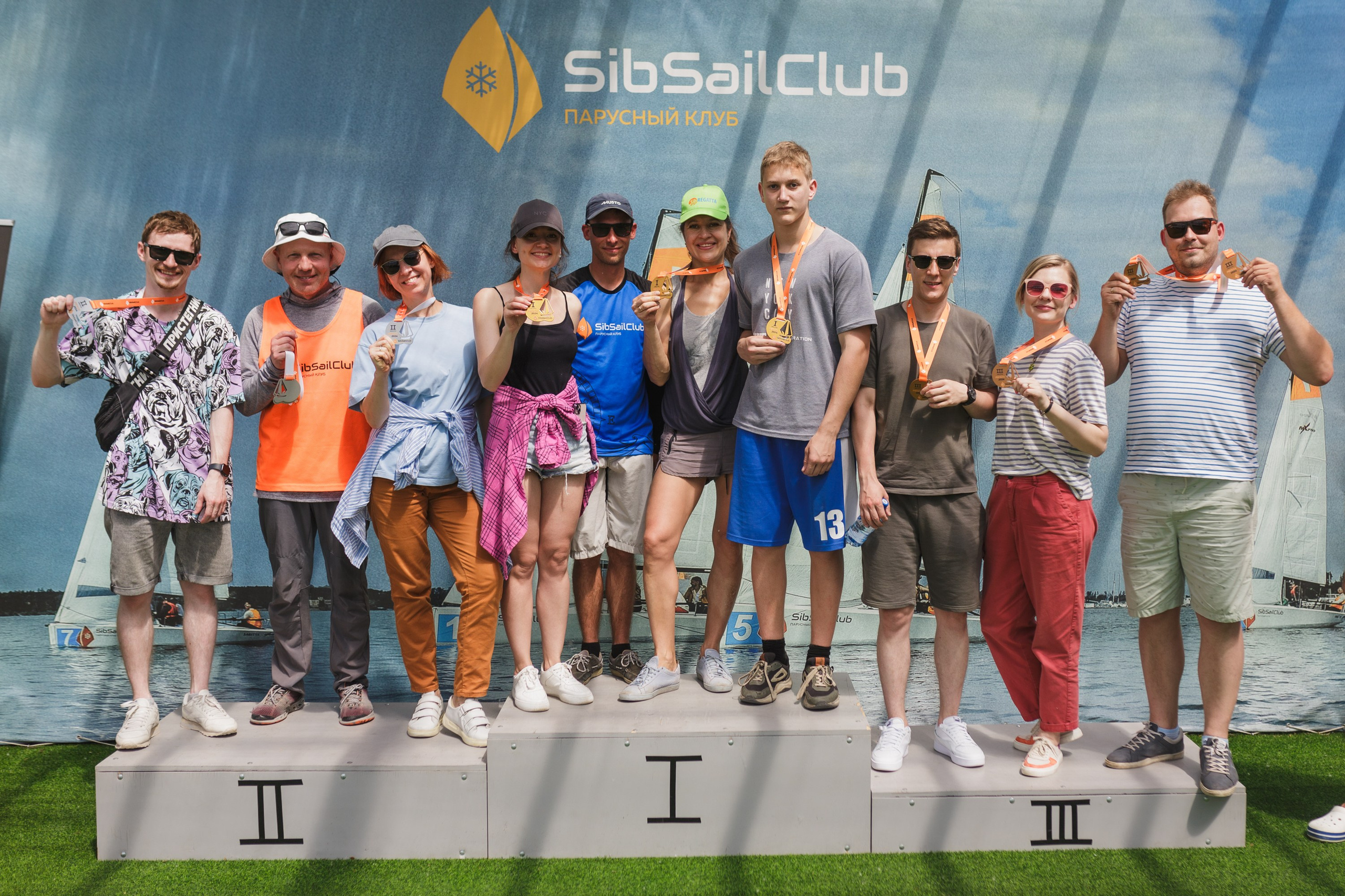 ЯХТИНГ. Roman Photo