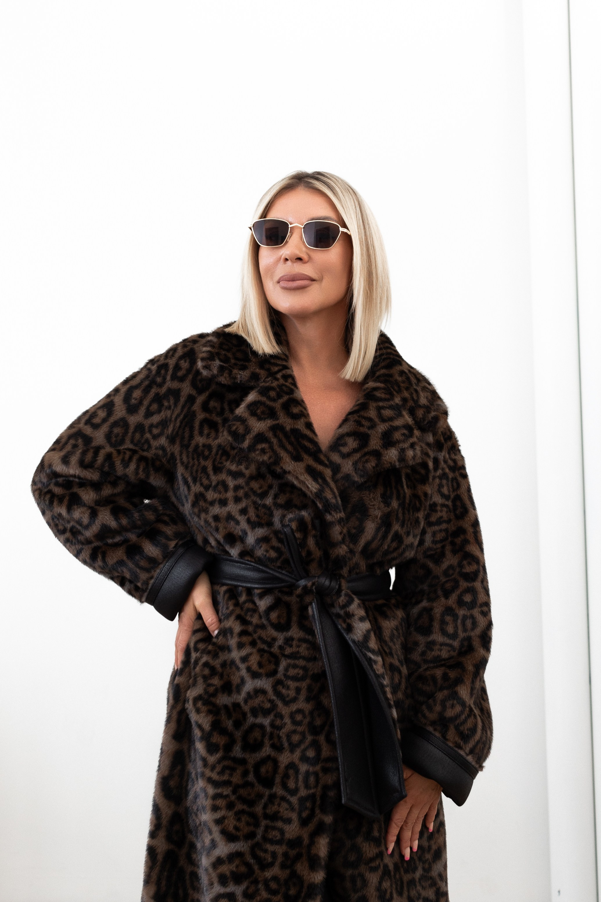 MY BEVERLY COAT — каталог. Фотограф для брендов в Санкт-Петербурге — Анита Вернер