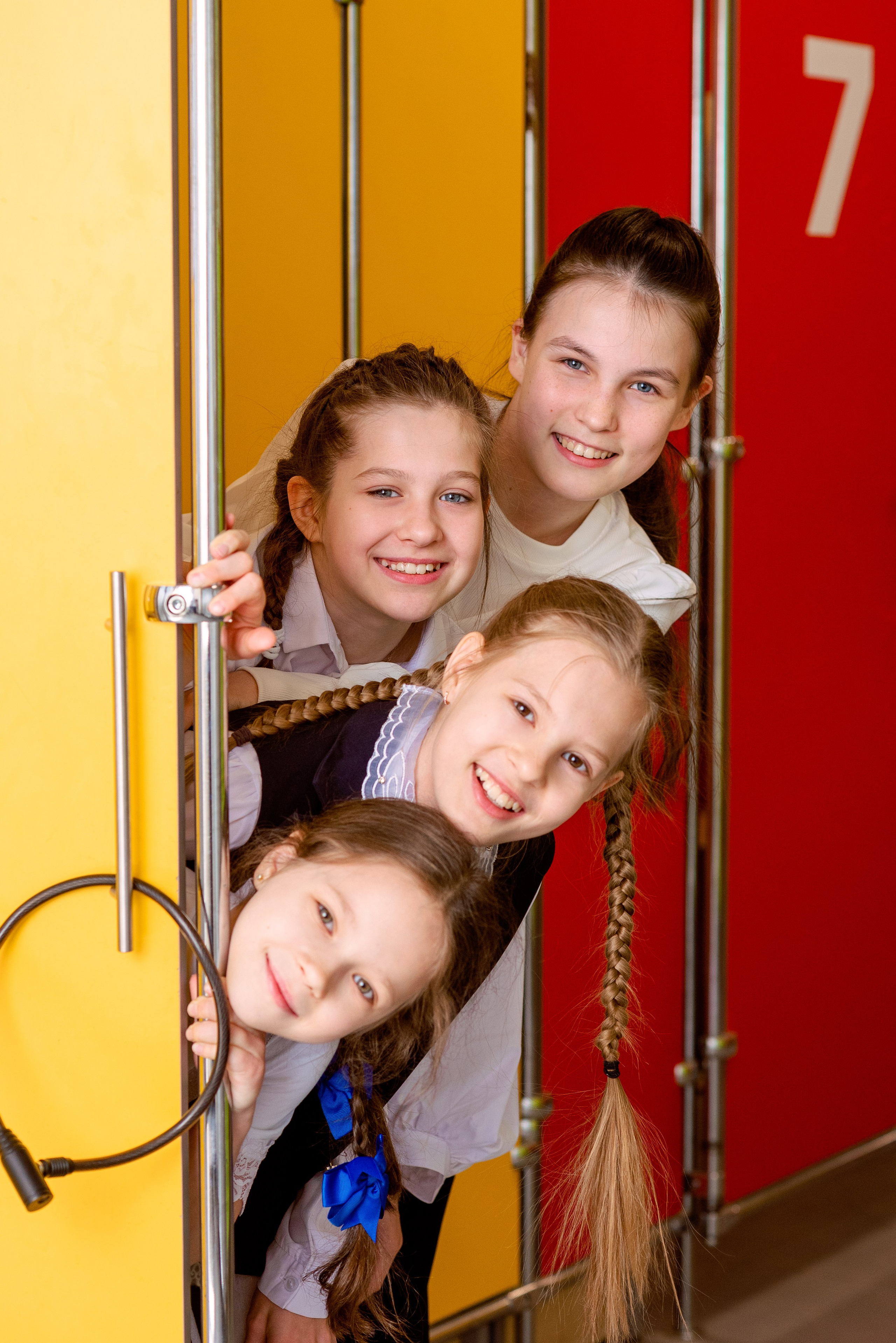 Начальная школа. Выпускные альбома Москва и Московская область