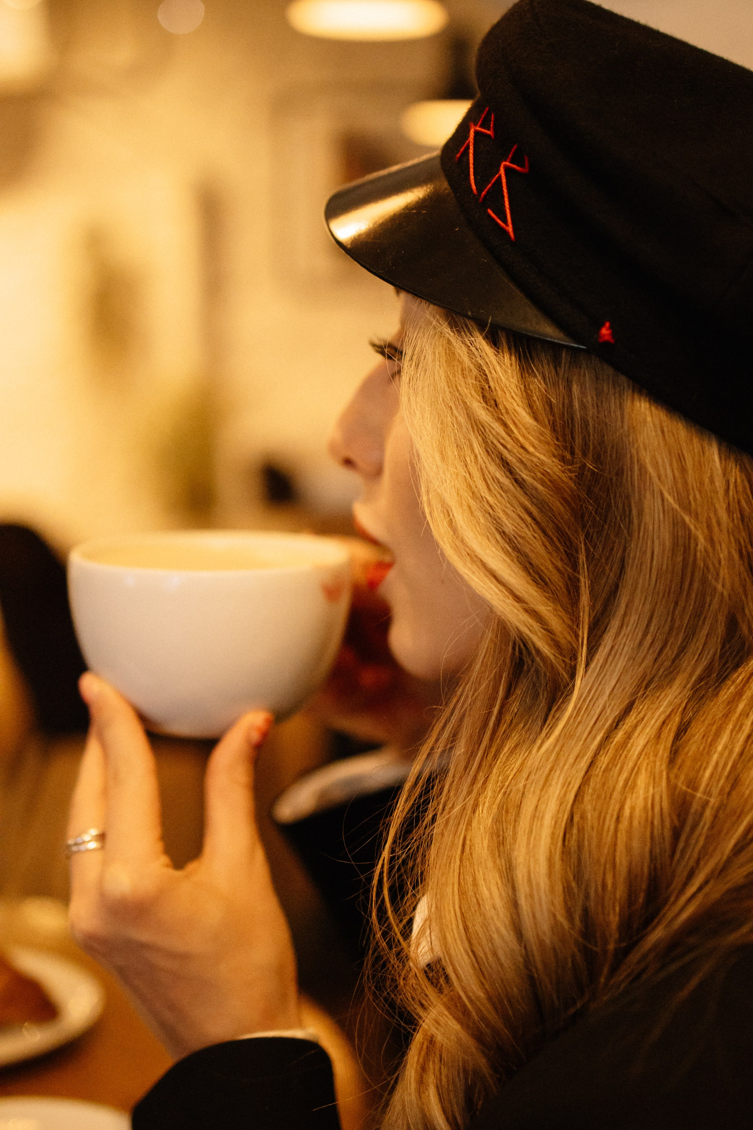 Роксана в «Cup coffee». Фотограф в Выборге и Санкт-Петербурге Маша Гуляева